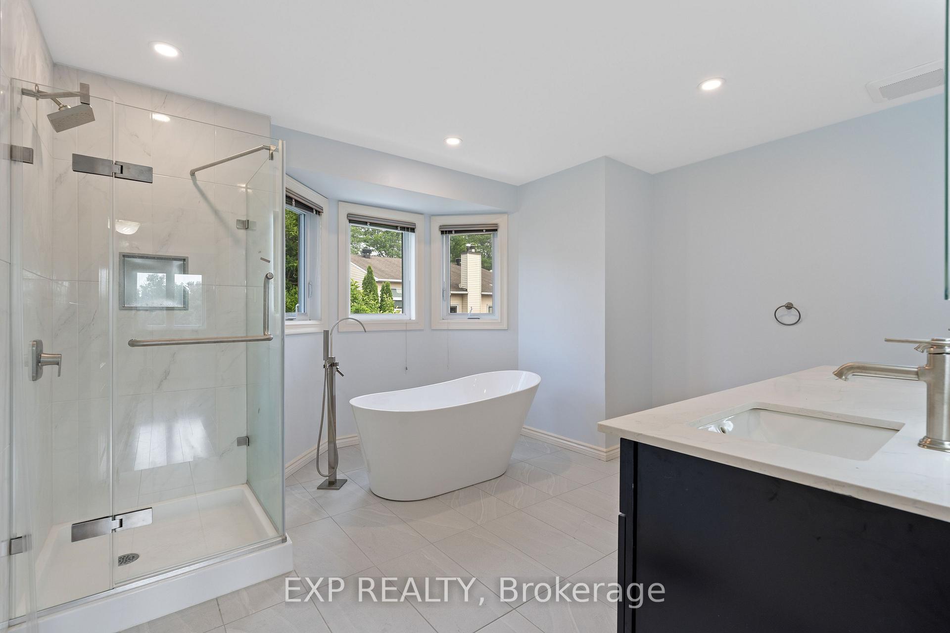 Photo 19 of 1552 Blohm Drive, Ottawa, Hunt Club Park — HOMEH