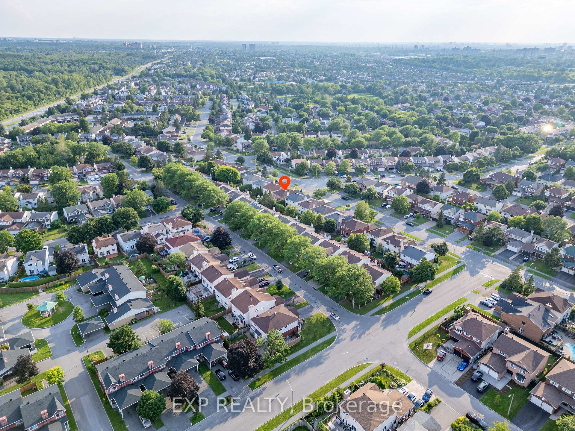 Photo 35 of 1552 Blohm Drive, Ottawa, Hunt Club Park — HOMEH