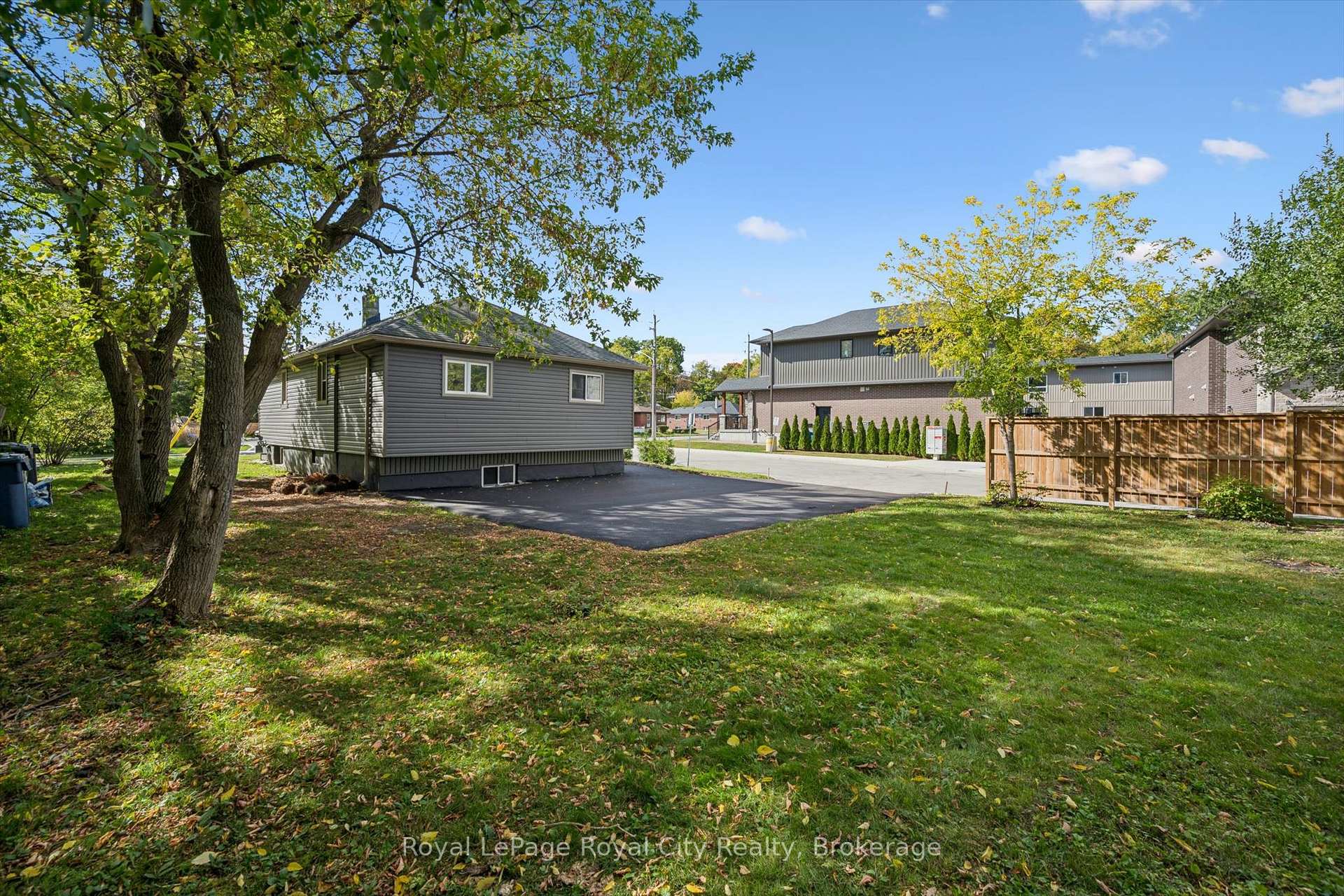 Photo 17 of 1 Stevenson Street N, Guelph, St. George's — HOMEH