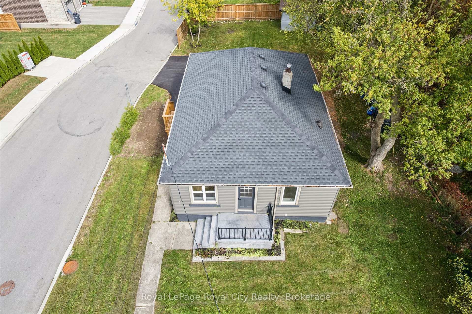 Photo 19 of 1 Stevenson Street N, Guelph, St. George's — HOMEH