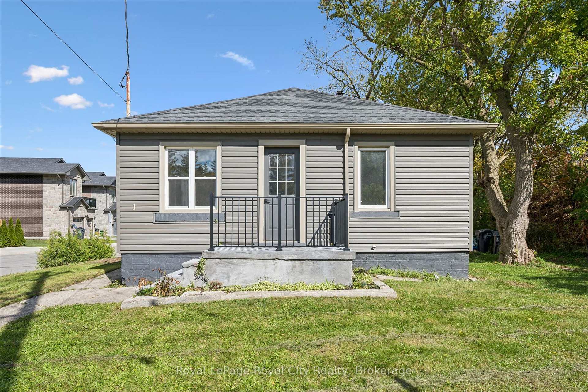 Photo 20 of 1 Stevenson Street N, Guelph, St. George's — HOMEH