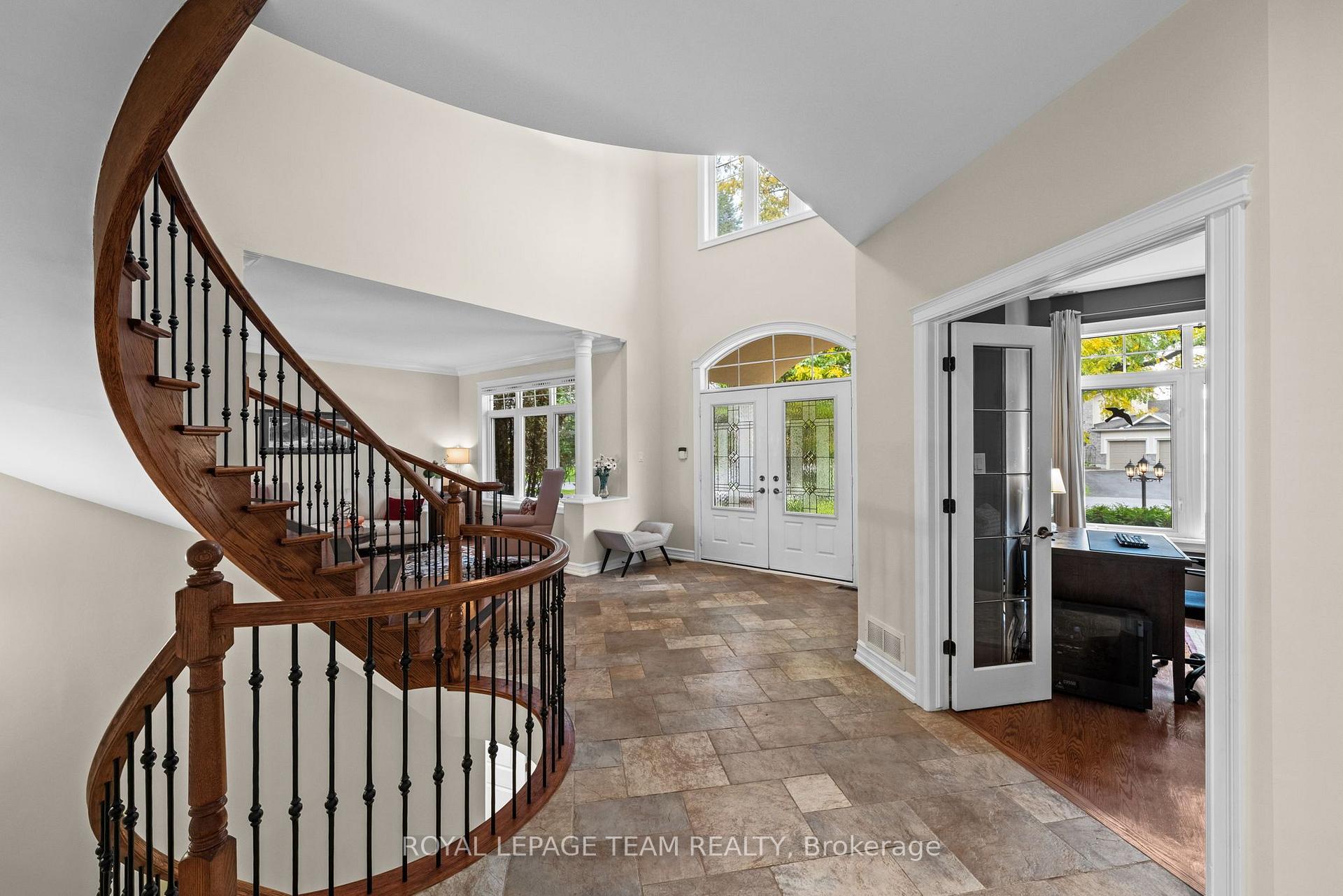 Photo 6 of 418 Lockmaster Crescent, Ottawa, Manotick Village & Manotick Estates — HOMEH