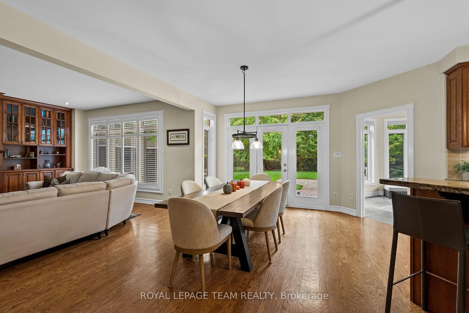 Photo 16 of 418 Lockmaster Crescent, Ottawa, Manotick Village & Manotick Estates — HOMEH