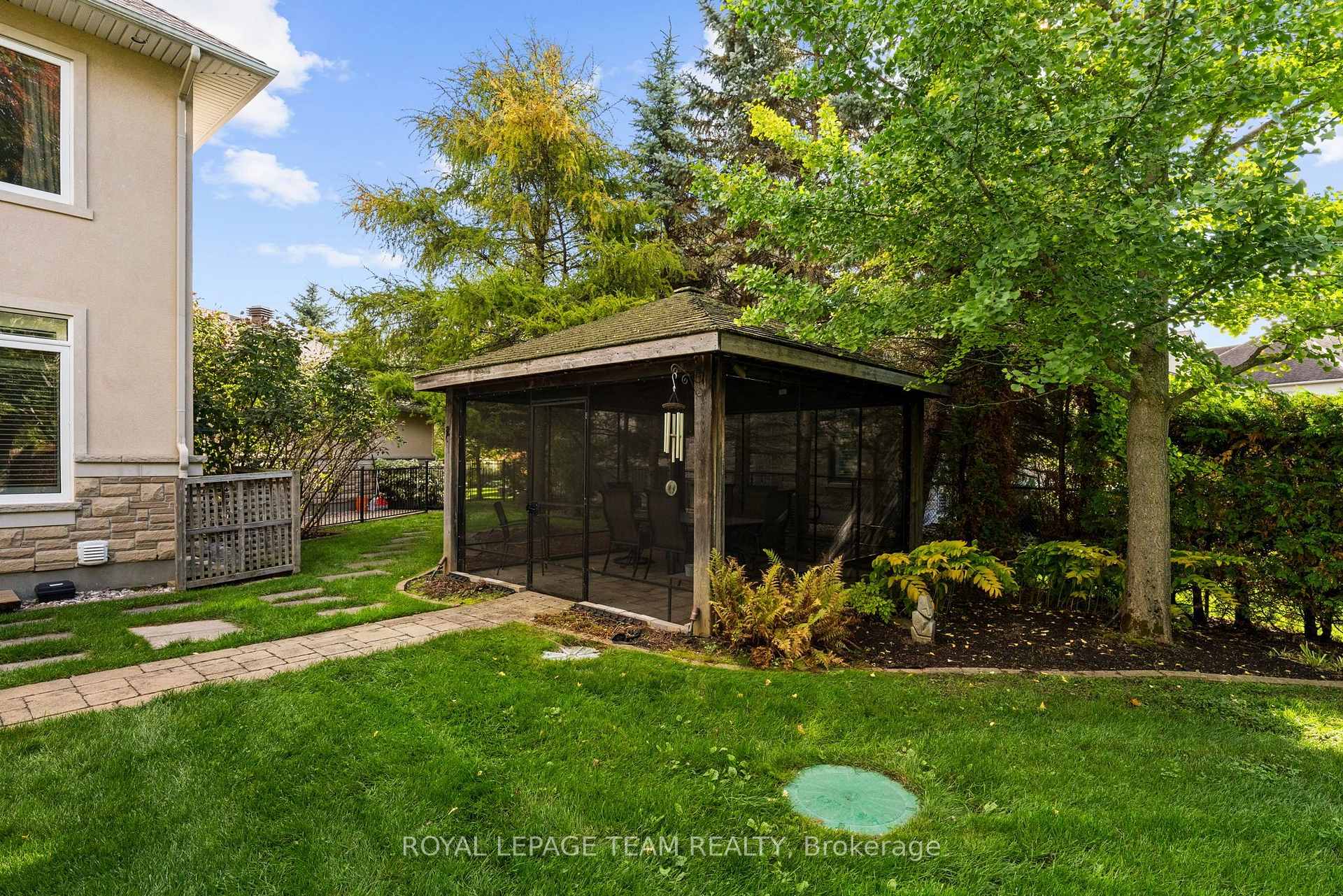 Photo 44 of 418 Lockmaster Crescent, Ottawa, Manotick Village & Manotick Estates — HOMEH