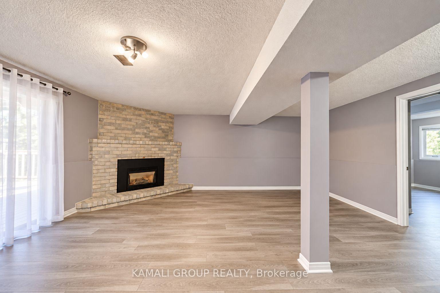Photo 4 of Unit BSMT, 15 Ferguson Drive, Barrie, Northwest — HOMEH