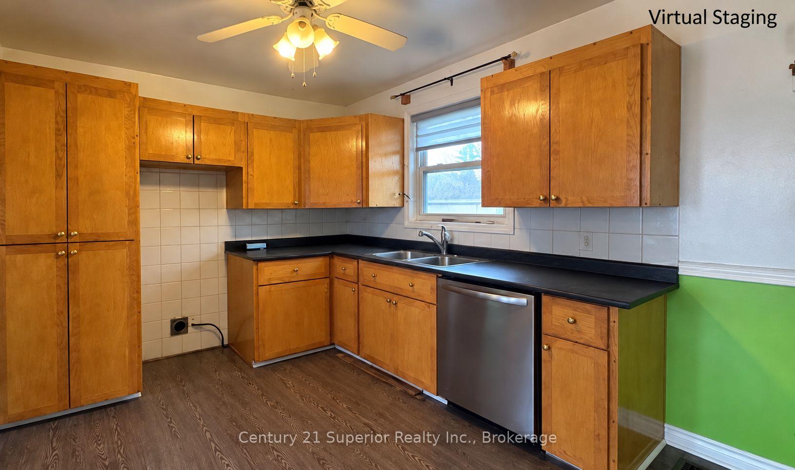Photo 4 of 23 Neebig Avenue, Manitouwadge, TB-73 — HOMEH