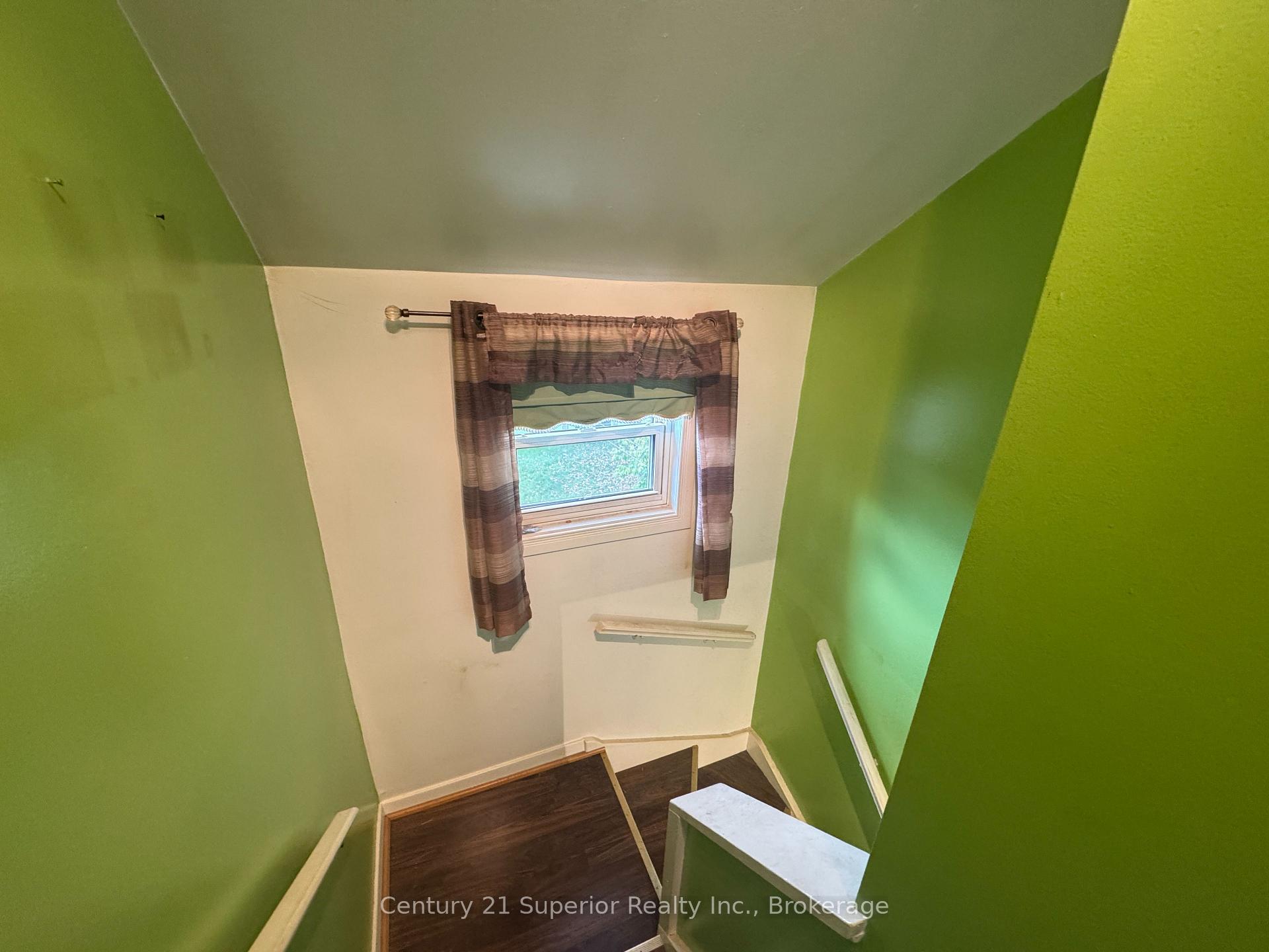 Photo 8 of 23 Neebig Avenue, Manitouwadge, TB-73 — HOMEH