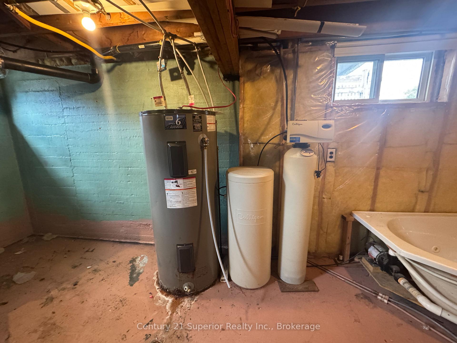 Photo 17 of 23 Neebig Avenue, Manitouwadge, TB-73 — HOMEH