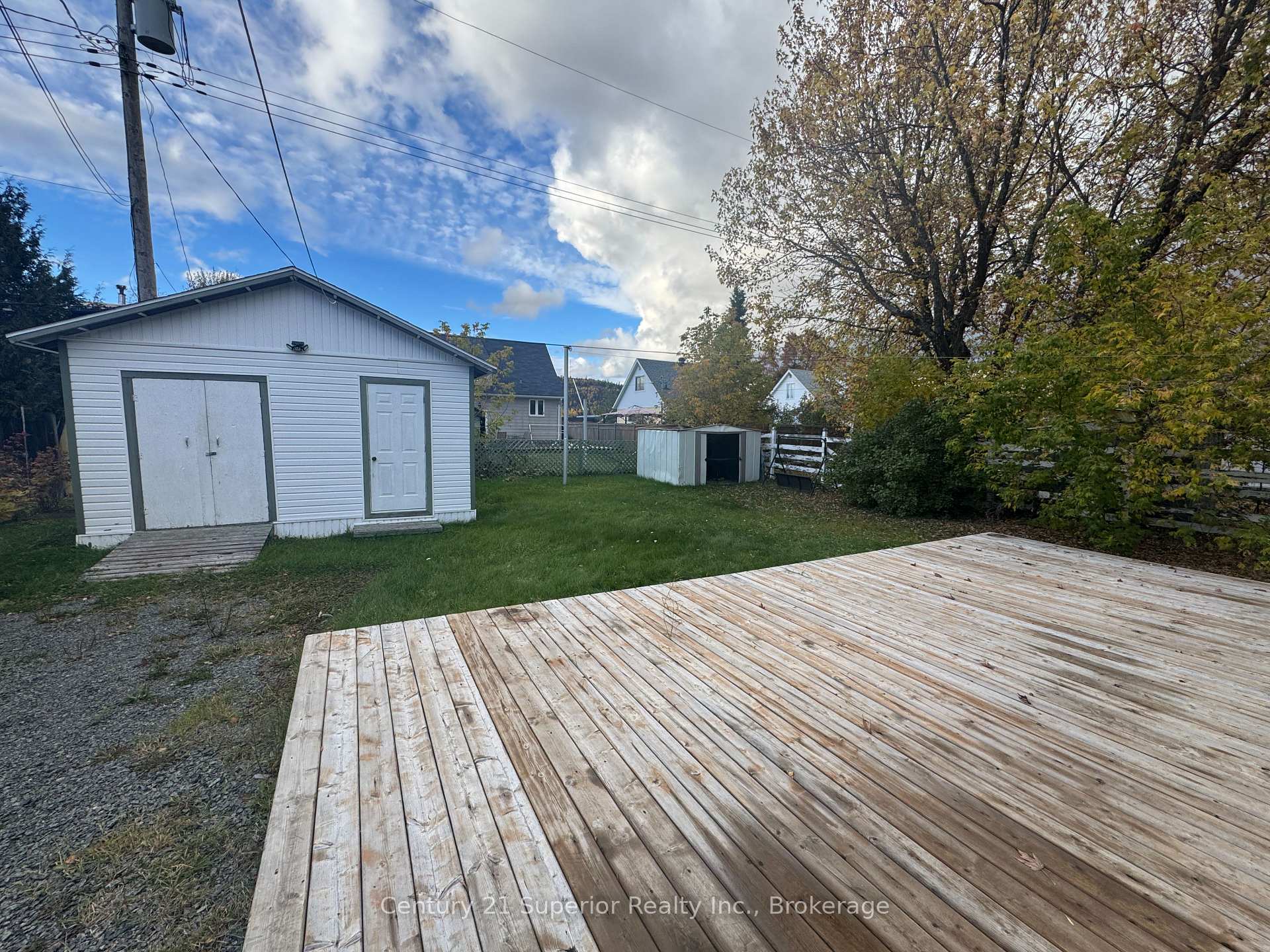 Photo 21 of 23 Neebig Avenue, Manitouwadge, TB-73 — HOMEH