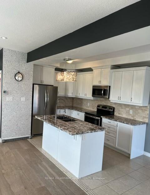 Photo 6 of 66 Vinton Road, Hamilton, Meadowlands — HOMEH