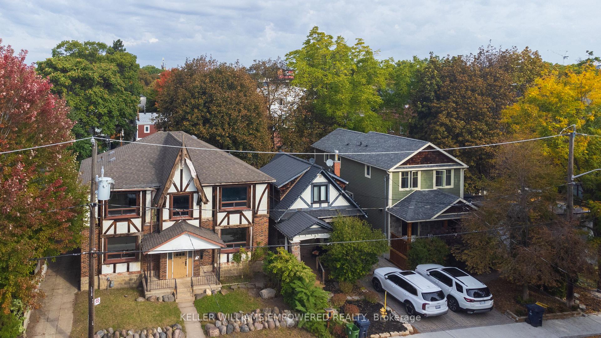 Photo 4 of 10 Lessard Avenue, Toronto, Lambton Baby Point — HOMEH