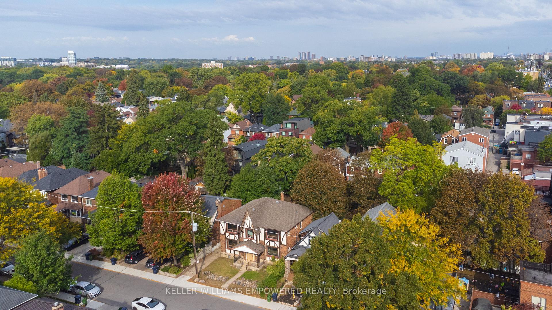 Photo 18 of 10 Lessard Avenue, Toronto, Lambton Baby Point — HOMEH