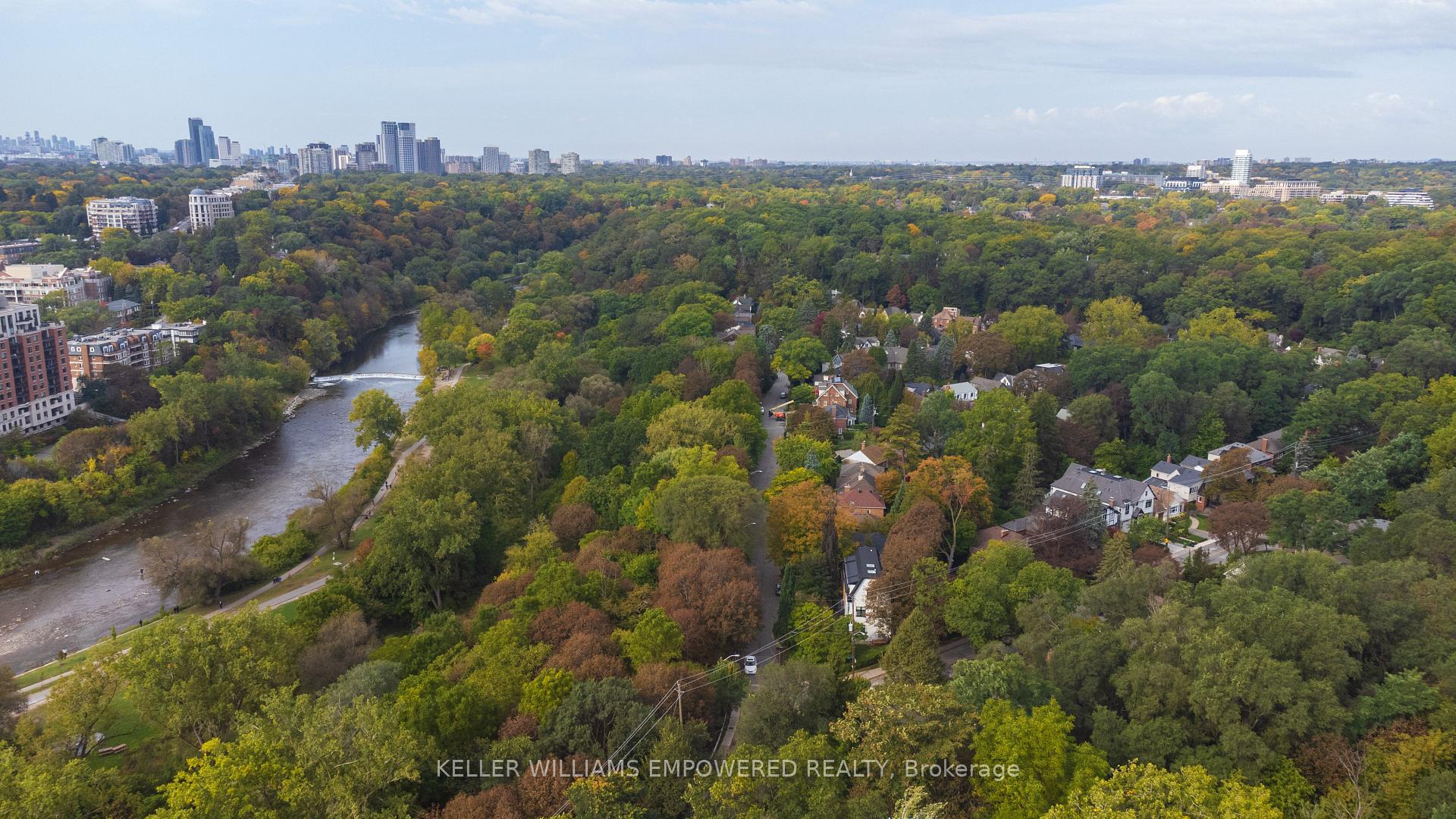 Photo 23 of 10 Lessard Avenue, Toronto, Lambton Baby Point — HOMEH