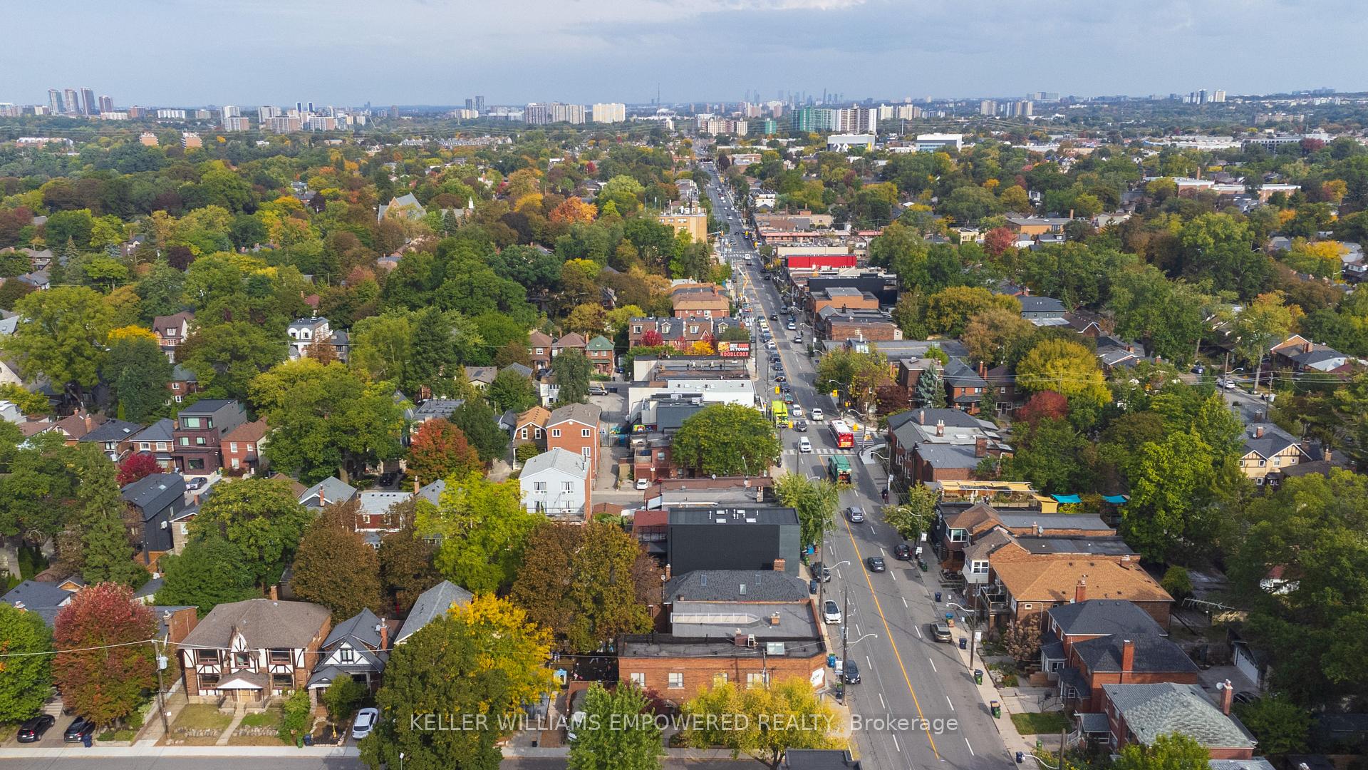 Photo 24 of 10 Lessard Avenue, Toronto, Lambton Baby Point — HOMEH