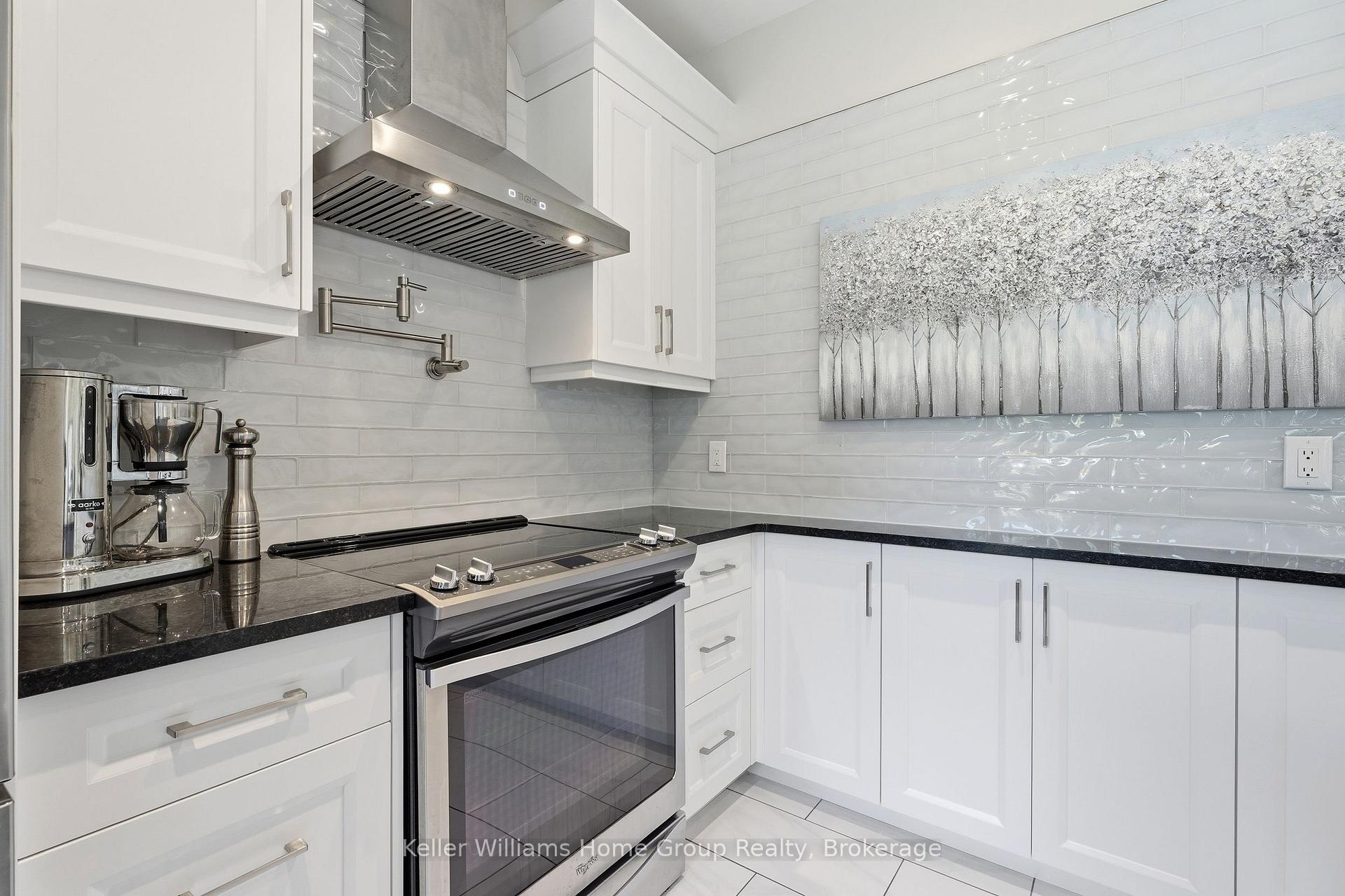 Photo 16 of 1194 Hunt Club Road, Cambridge, Silver Heights — HOMEH