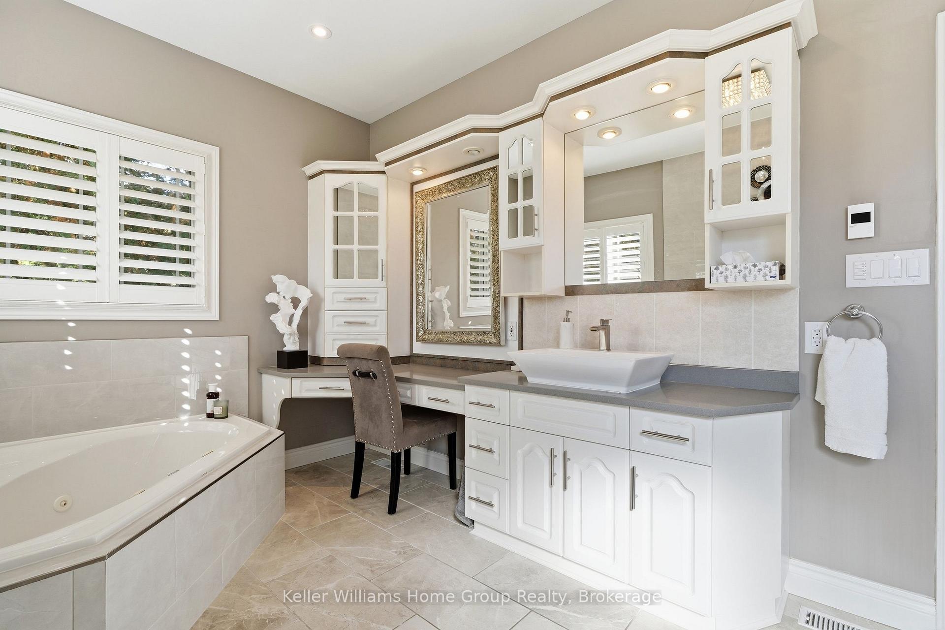 Photo 24 of 1194 Hunt Club Road, Cambridge, Silver Heights — HOMEH
