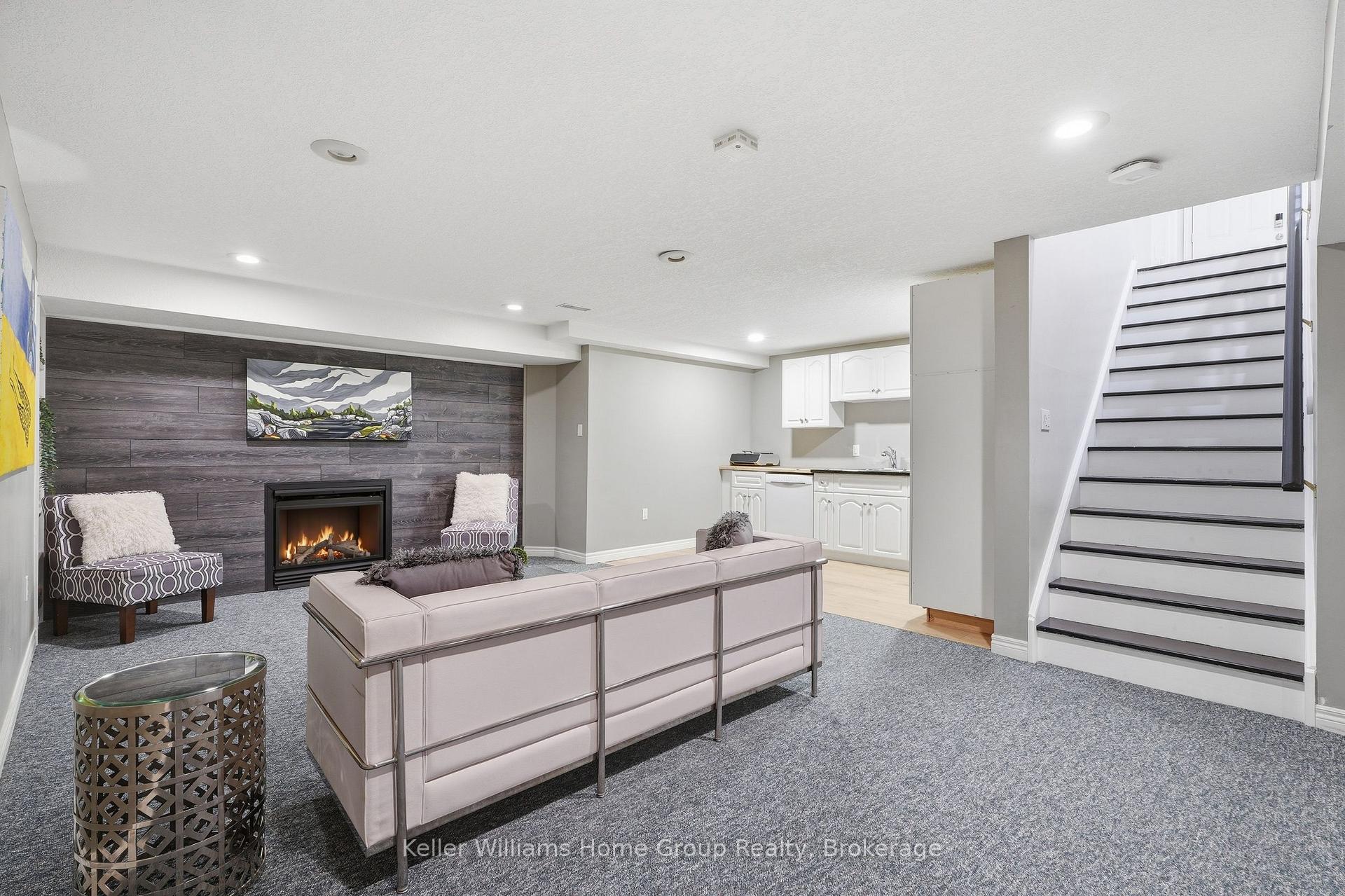 Photo 25 of 1194 Hunt Club Road, Cambridge, Silver Heights — HOMEH