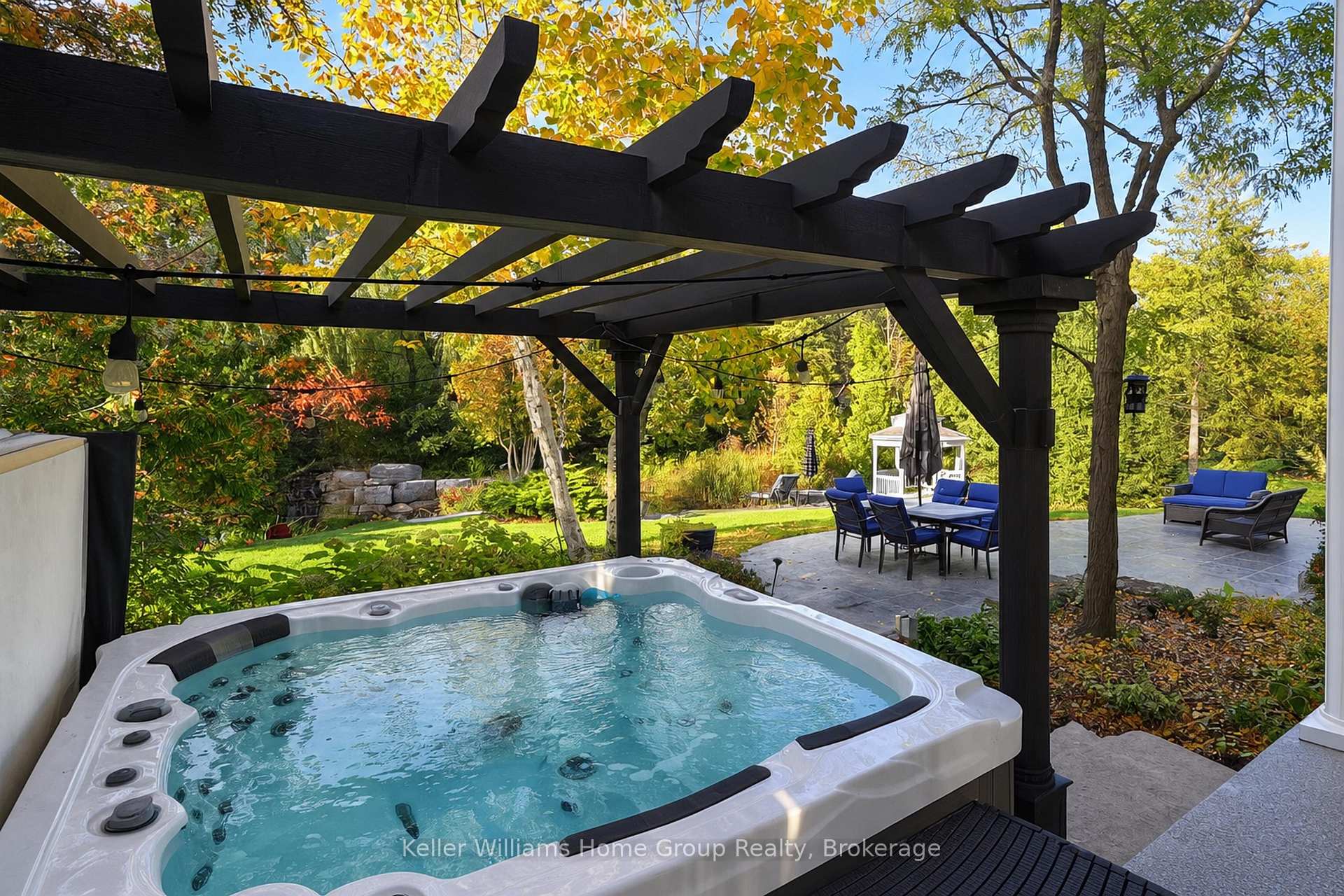 Photo 33 of 1194 Hunt Club Road, Cambridge, Silver Heights — HOMEH