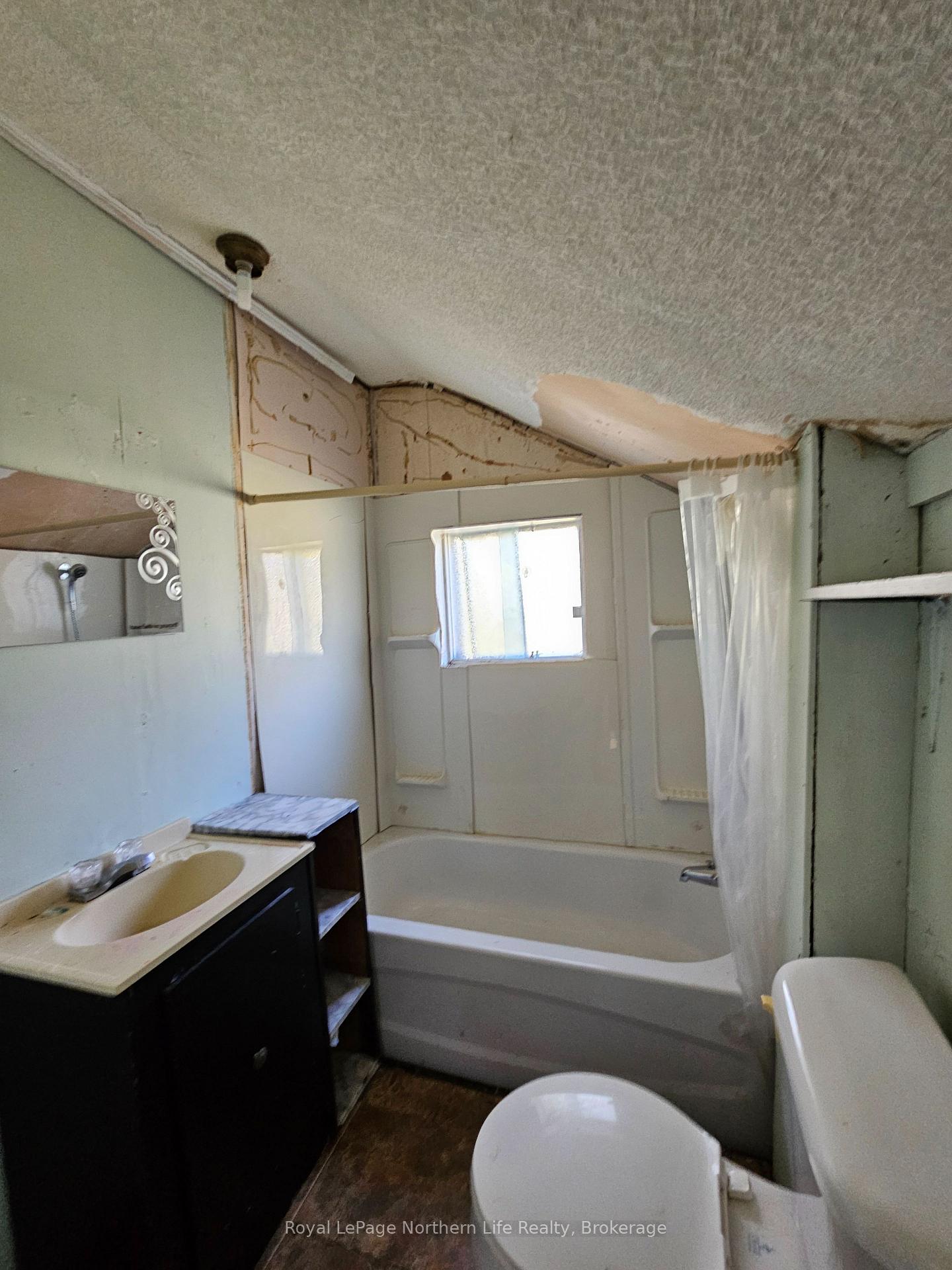 Photo 6 of 20 Lower Helen Street, Cobalt — HOMEH