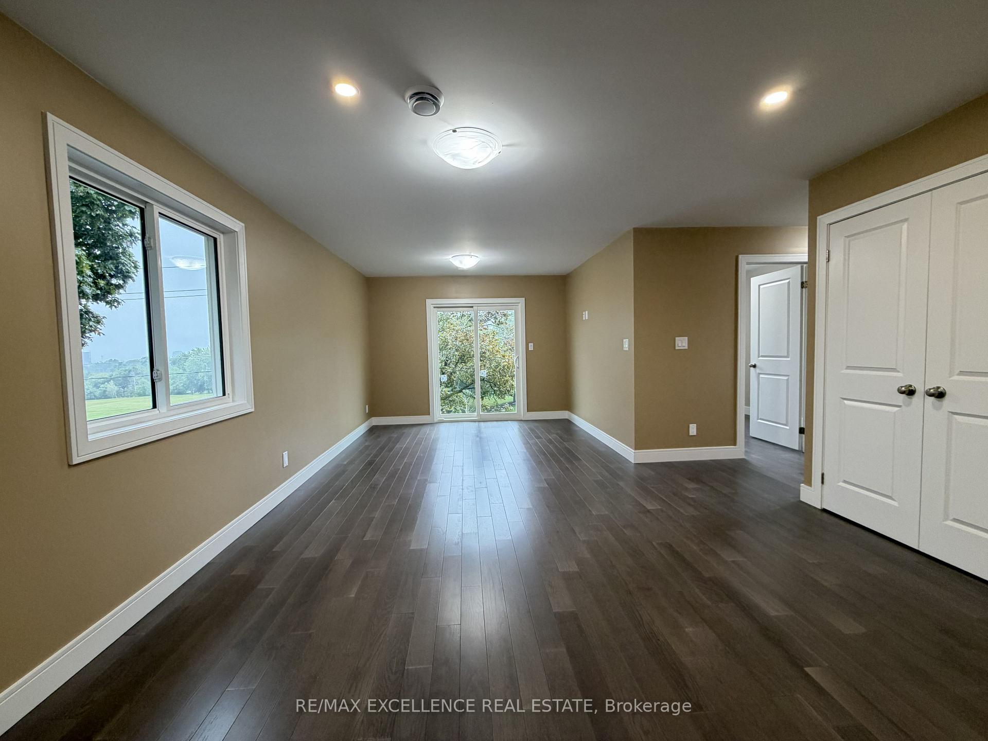 Photo 6 of 18 Huff Avenue, Brantford, North Park/Wood St. — HOMEH