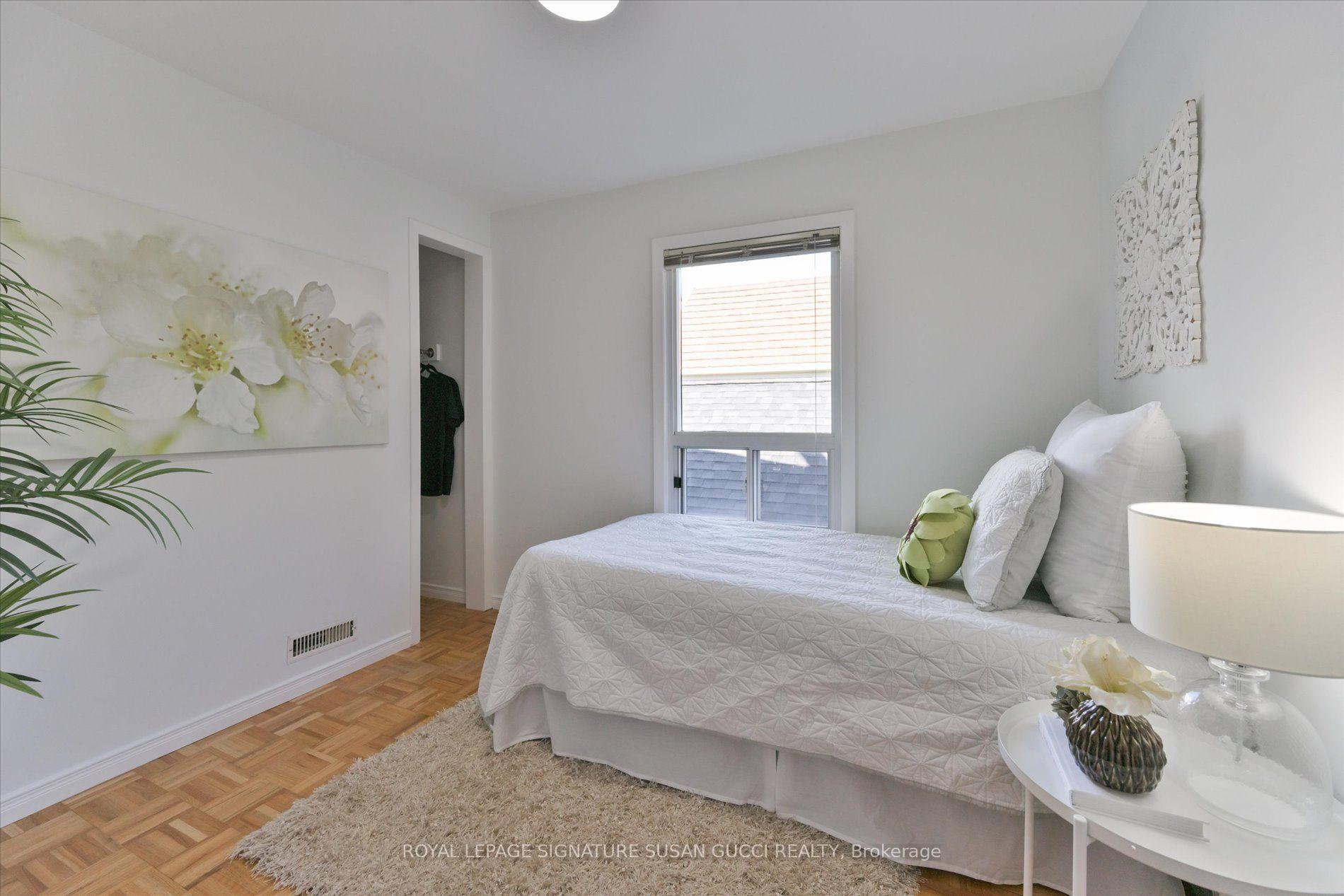 Photo 17 of 725 Sammon Avenue, Toronto, Danforth Village-East York — HOMEH