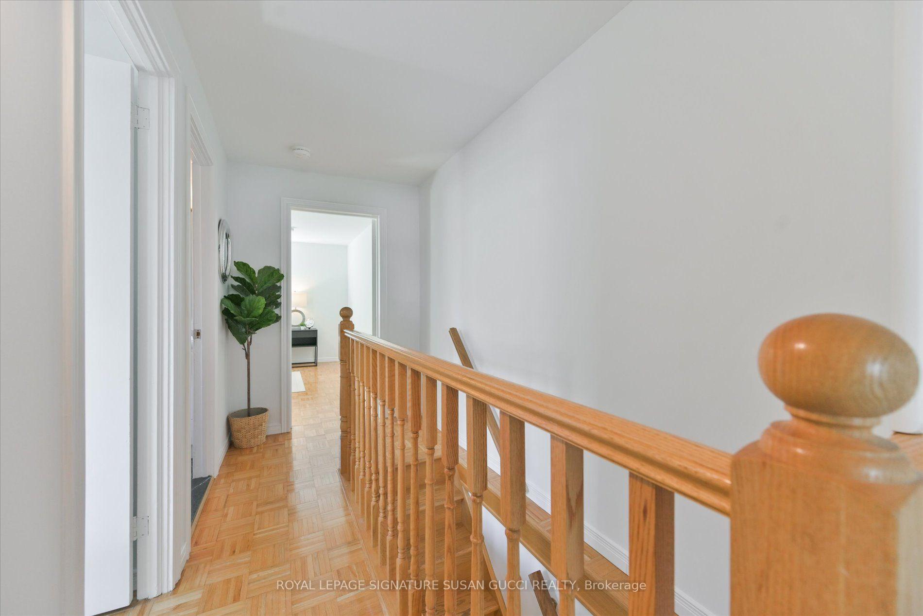 Photo 21 of 725 Sammon Avenue, Toronto, Danforth Village-East York — HOMEH