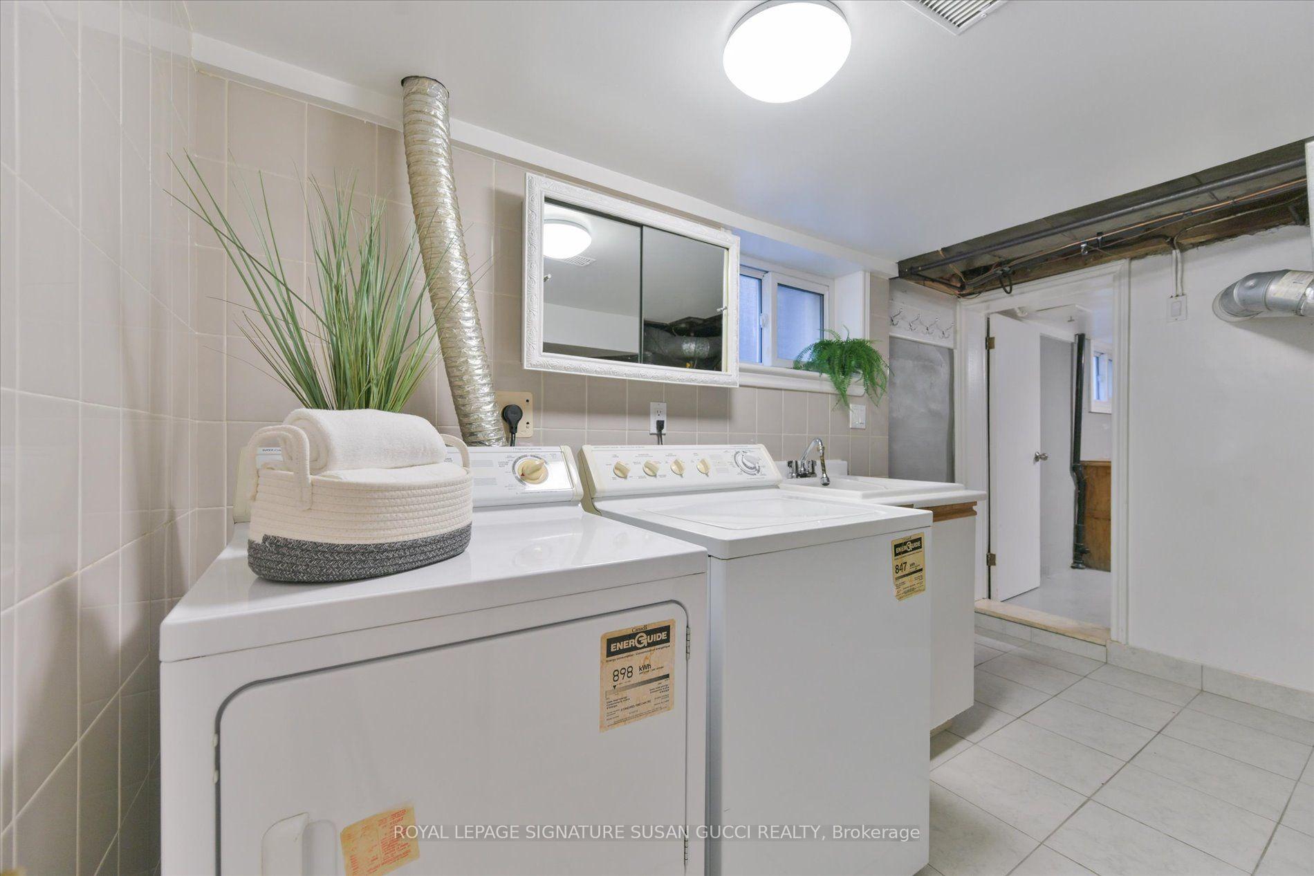 Photo 25 of 725 Sammon Avenue, Toronto, Danforth Village-East York — HOMEH