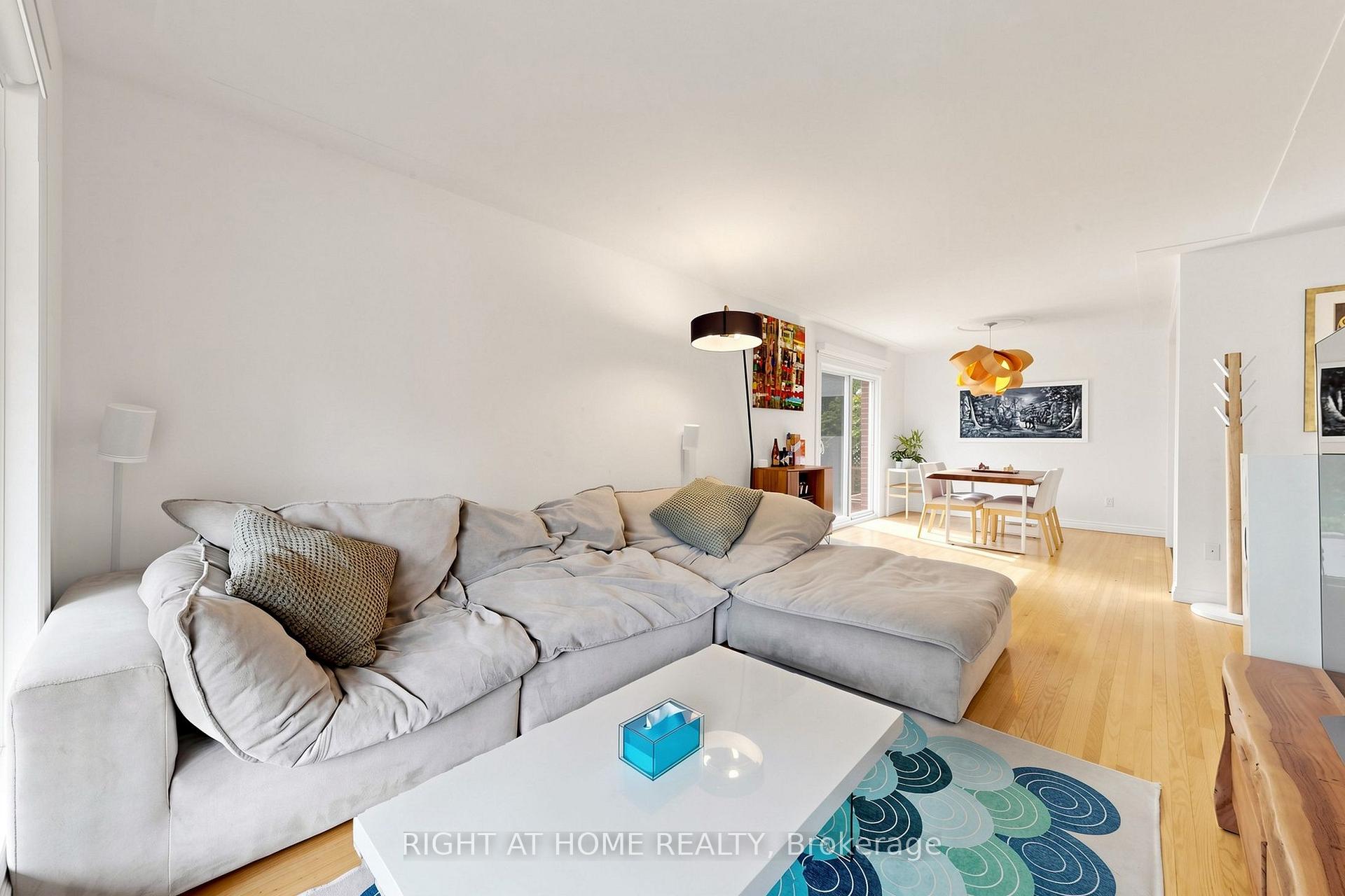 Photo 12 of 159 Meaford Drive, Waterloo, Lincoln Heights — HOMEH