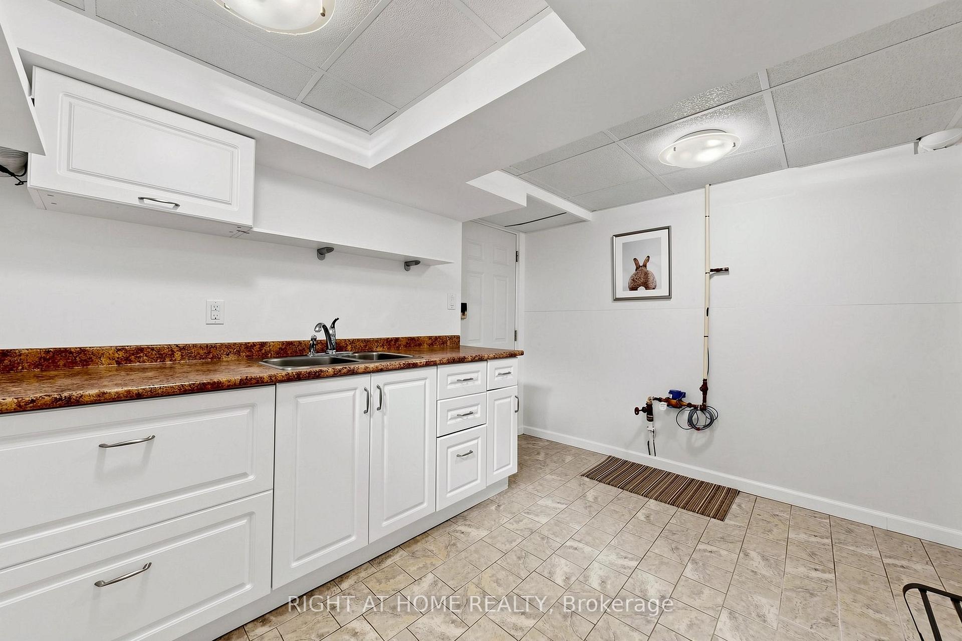 Photo 35 of 159 Meaford Drive, Waterloo, Lincoln Heights — HOMEH