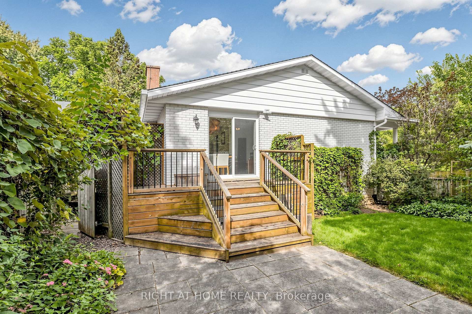 Photo 43 of 159 Meaford Drive, Waterloo, Lincoln Heights — HOMEH