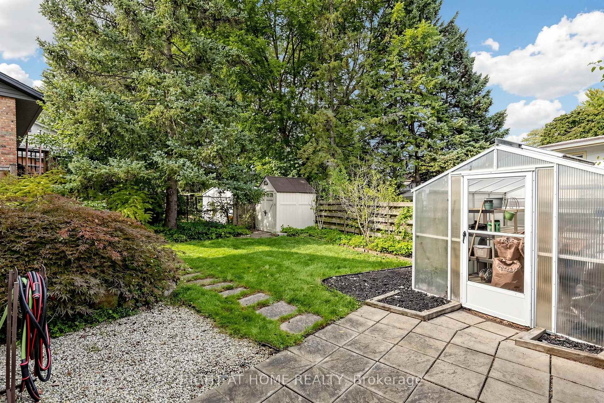 Photo 49 of 159 Meaford Drive, Waterloo, Lincoln Heights — HOMEH