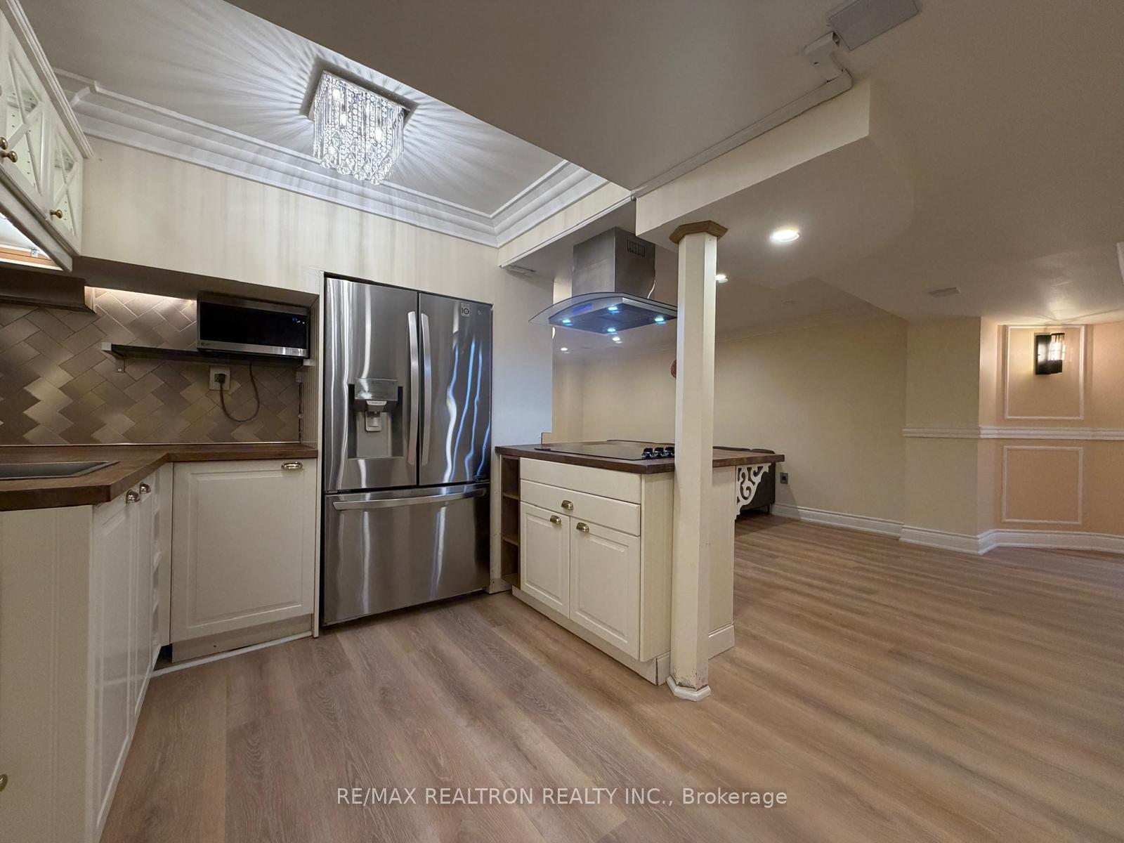 Photo 11 of Unit Lower Level, 113B Timna Crescent, Vaughan, Patterson — HOMEH