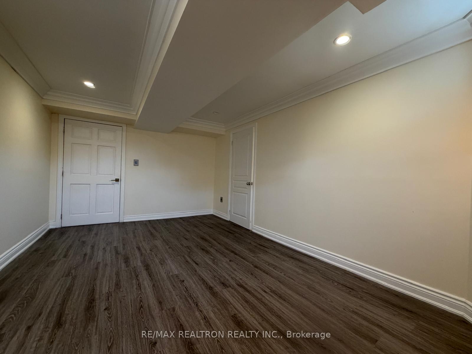 Photo 18 of Unit Lower Level, 113B Timna Crescent, Vaughan, Patterson — HOMEH