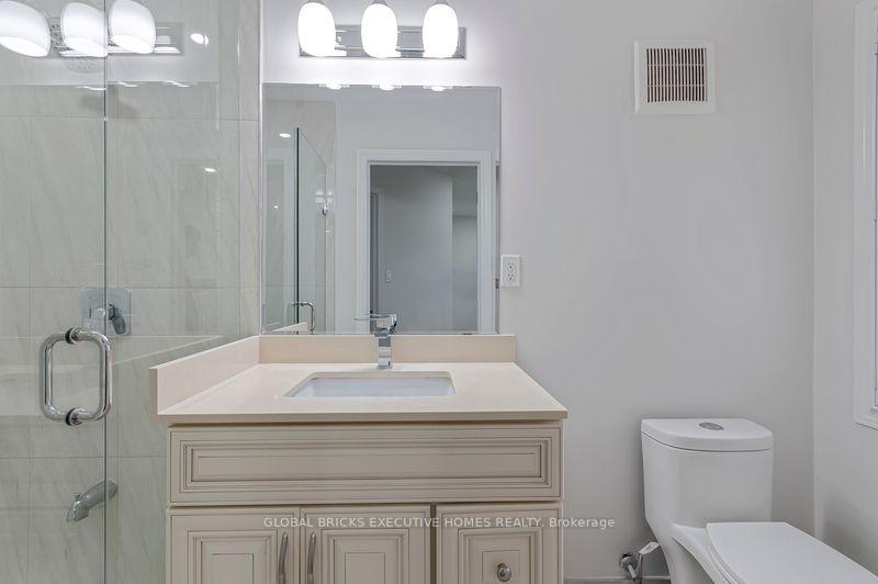 Photo 12 of 122 Pappain Crescent, Brampton, Snelgrove — HOMEH