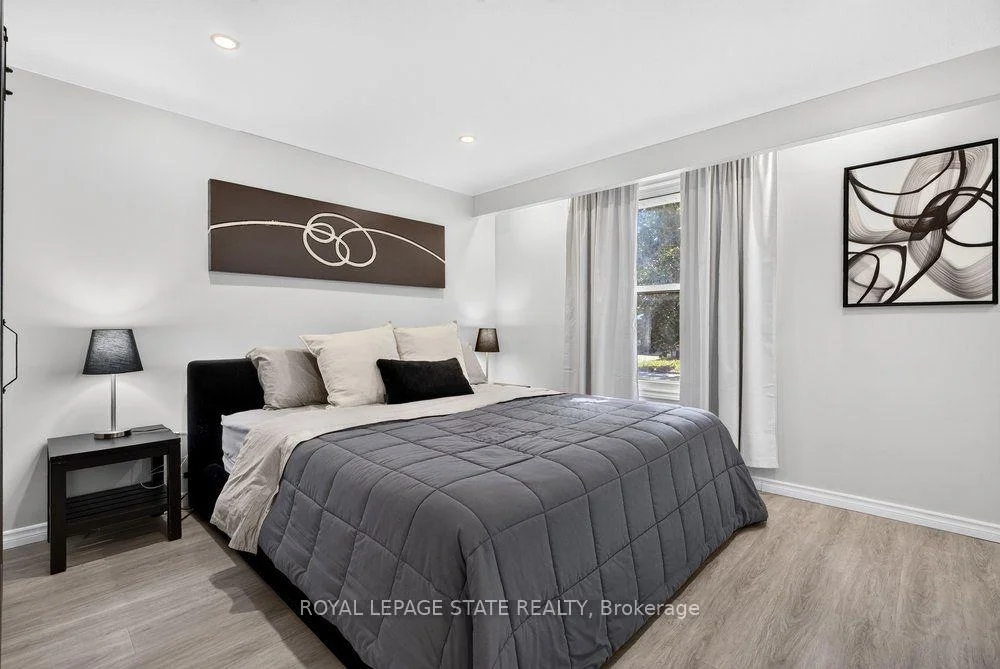 Photo 10 of 3 Regatta Drive, St. Catharines, Martindale Pond — HOMEH