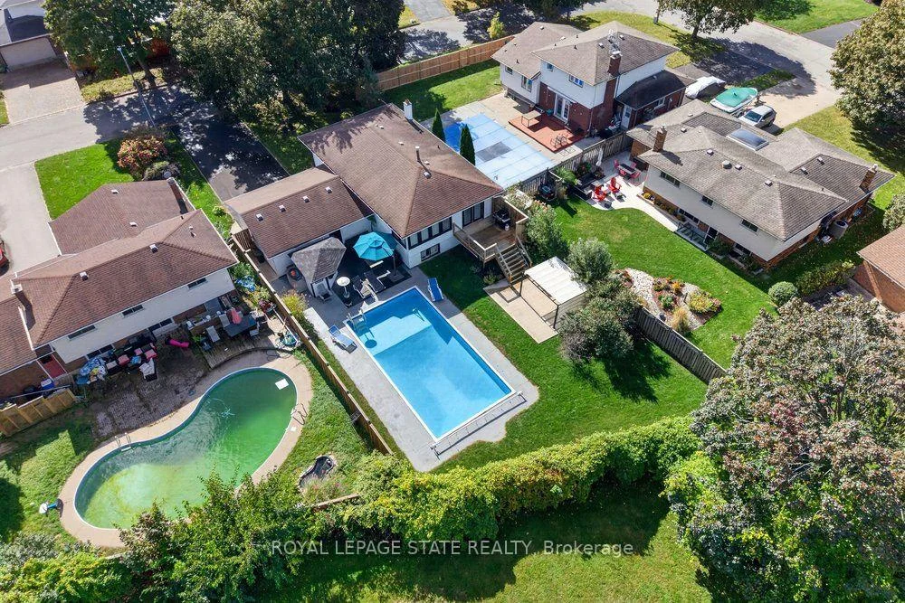 Photo 20 of 3 Regatta Drive, St. Catharines, Martindale Pond — HOMEH