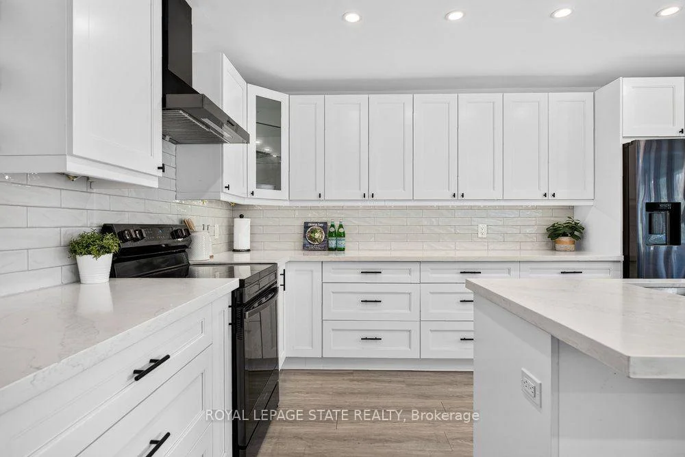 Photo 52 of 3 Regatta Drive, St. Catharines, Martindale Pond — HOMEH