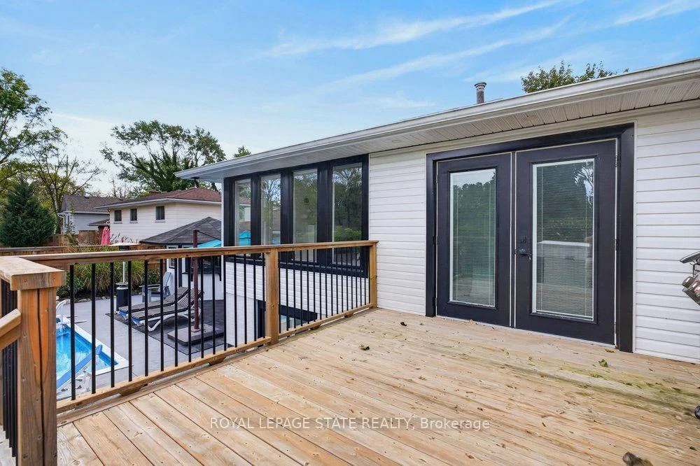 Photo 94 of 3 Regatta Drive, St. Catharines, Martindale Pond — HOMEH