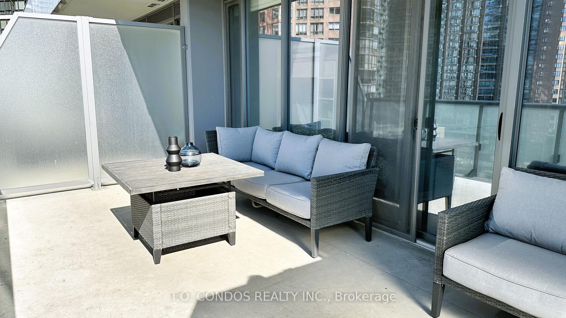 Photo 8 of Unit 920, 57 St. Joseph Street, Toronto, Bay Street Corridor — HOMEH