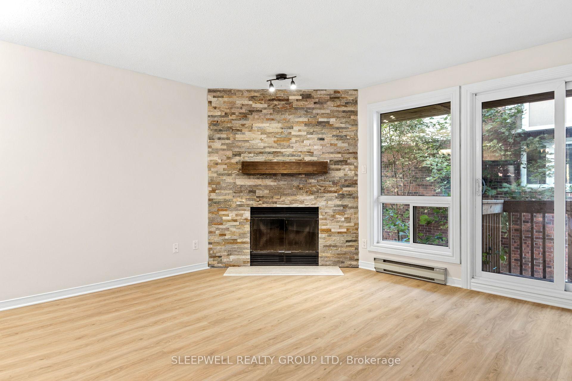 Photo 6 of Unit 4, 394 Briston Private, Ottawa, Hunt Club Park — HOMEH