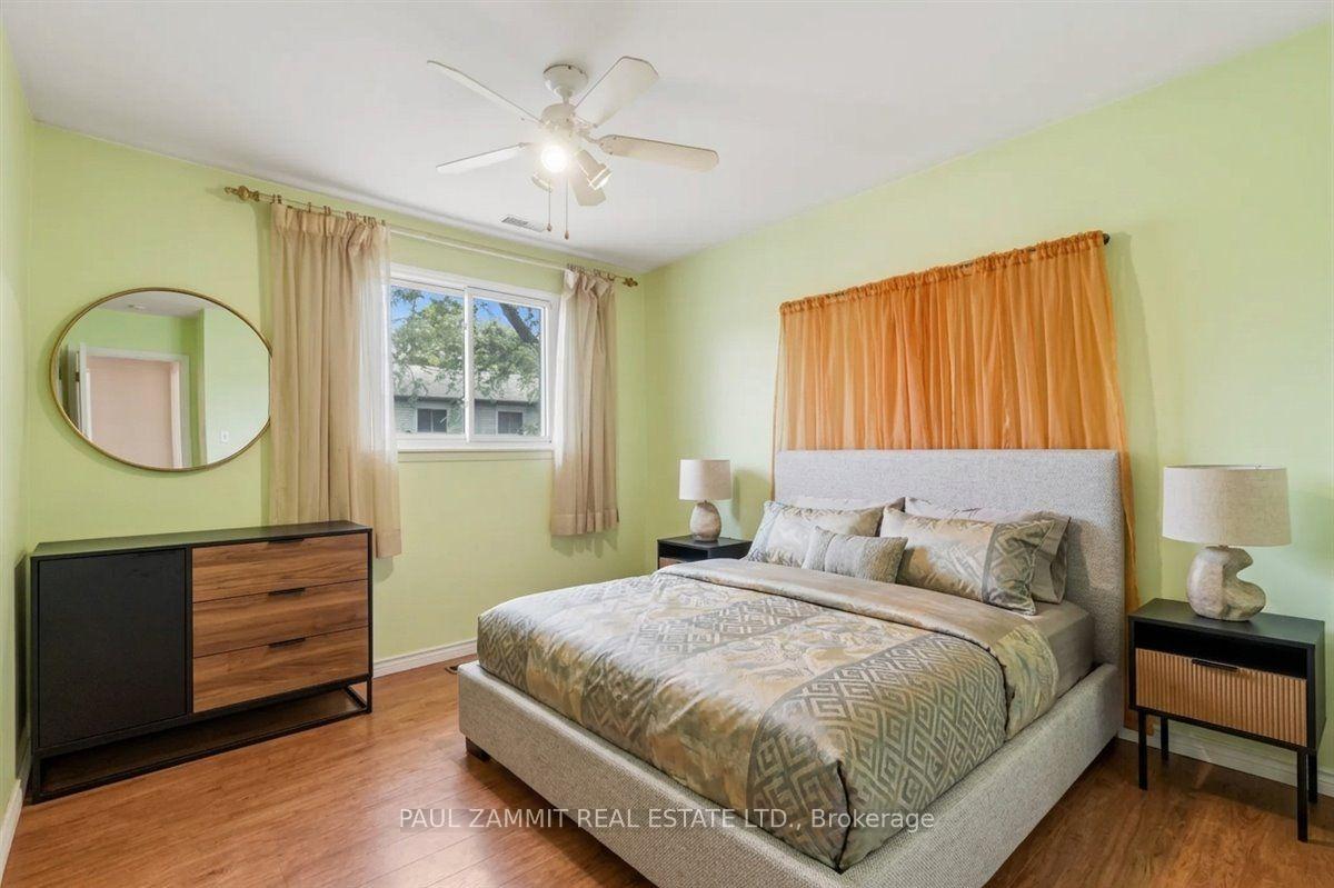Photo 12 of 42 Nicholson Way, Markham, Aileen-Willowbrook — HOMEH