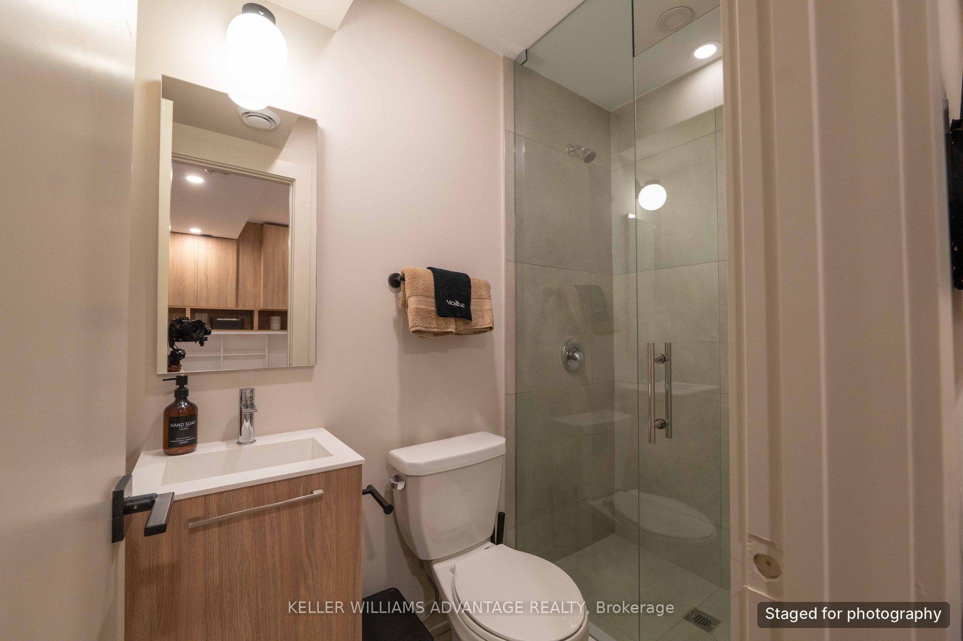 Photo 13 of Unit B, 23 Ross Street, Toronto, Kensington-Chinatown — HOMEH