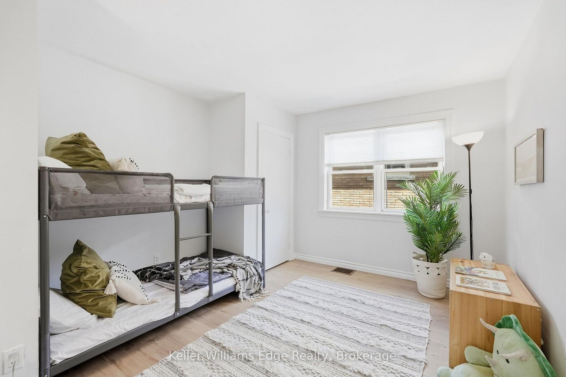 Photo 19 of 240 Bendamere Avenue, Hamilton, Buchanan — HOMEH