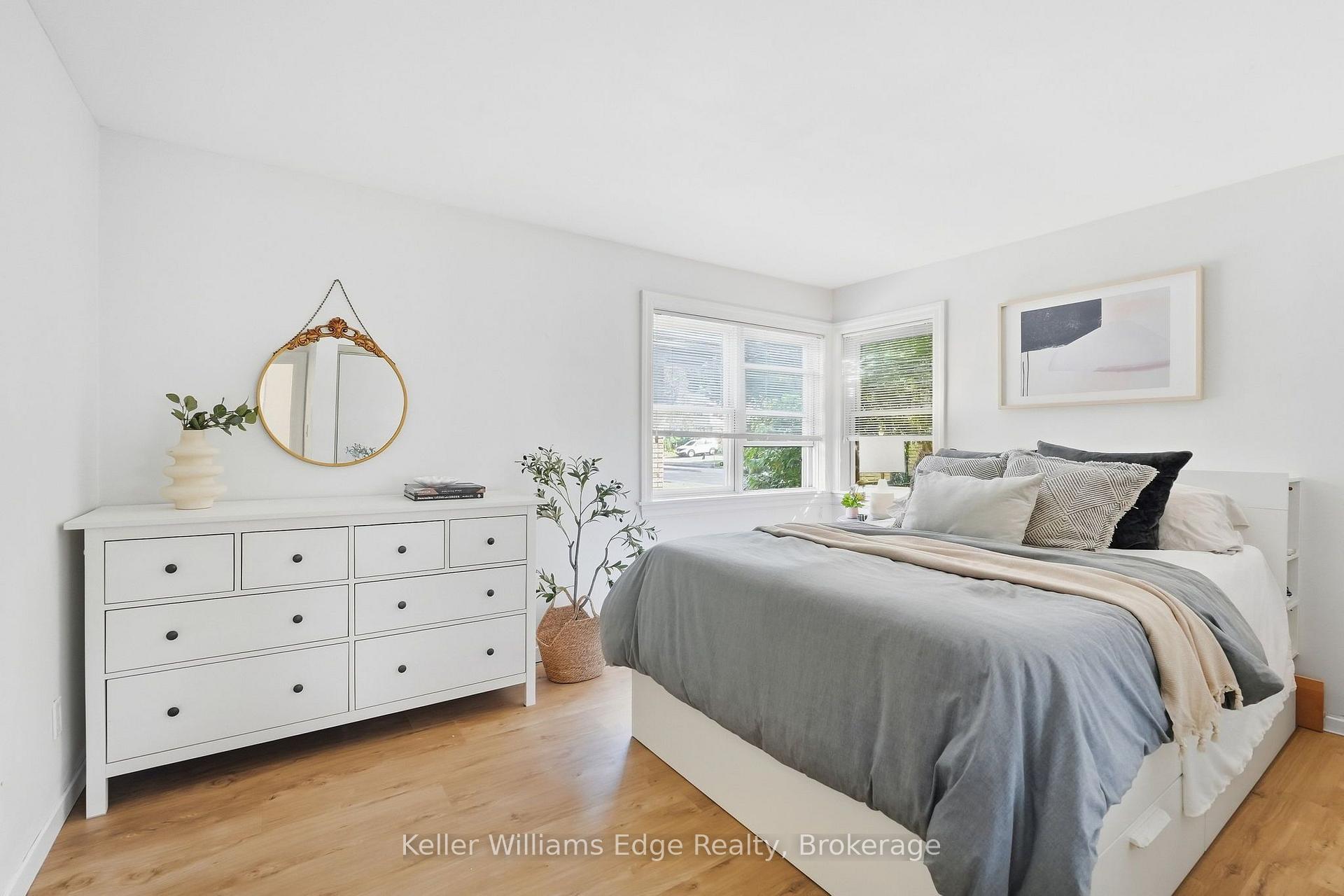 Photo 21 of 240 Bendamere Avenue, Hamilton, Buchanan — HOMEH