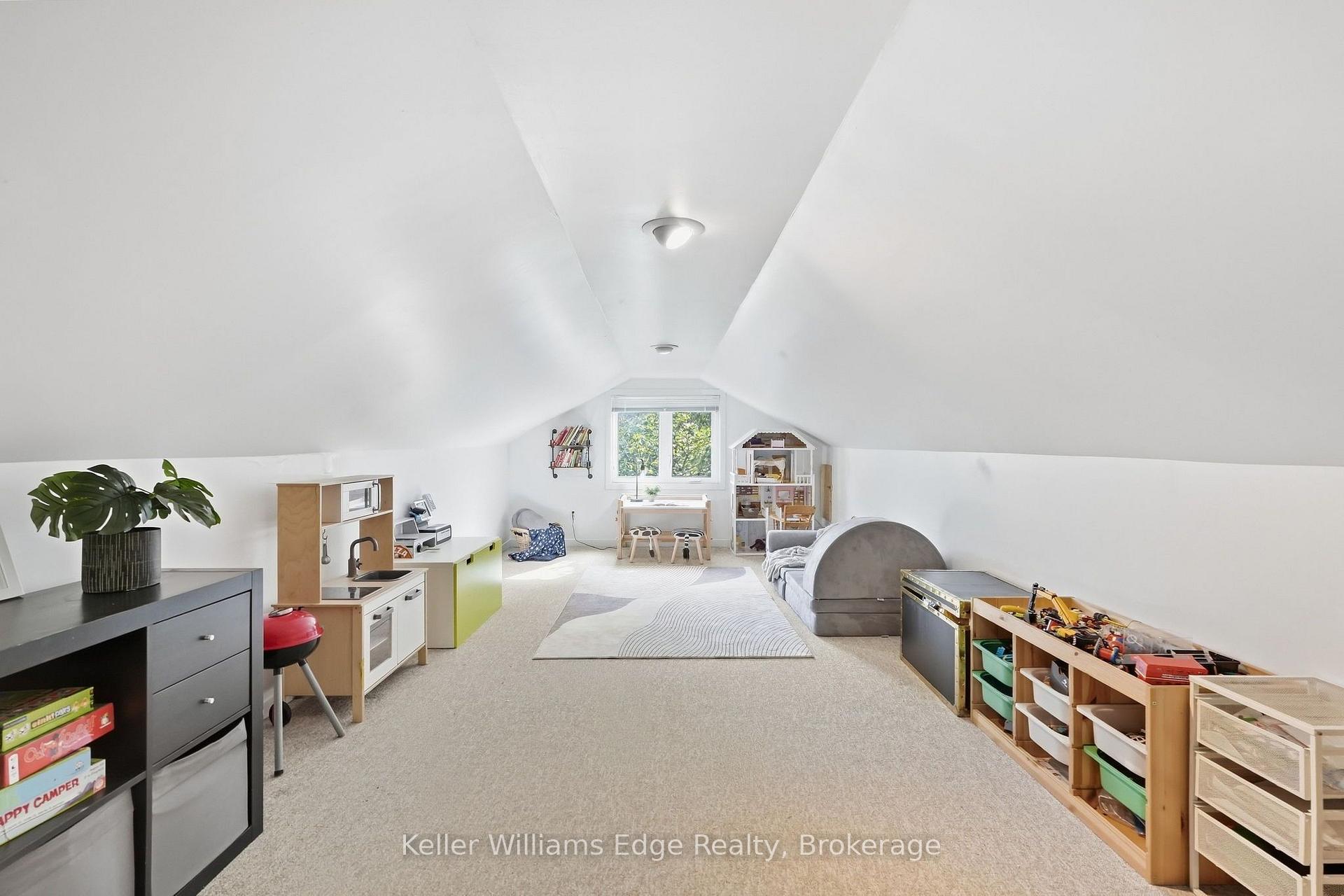 Photo 33 of 240 Bendamere Avenue, Hamilton, Buchanan — HOMEH