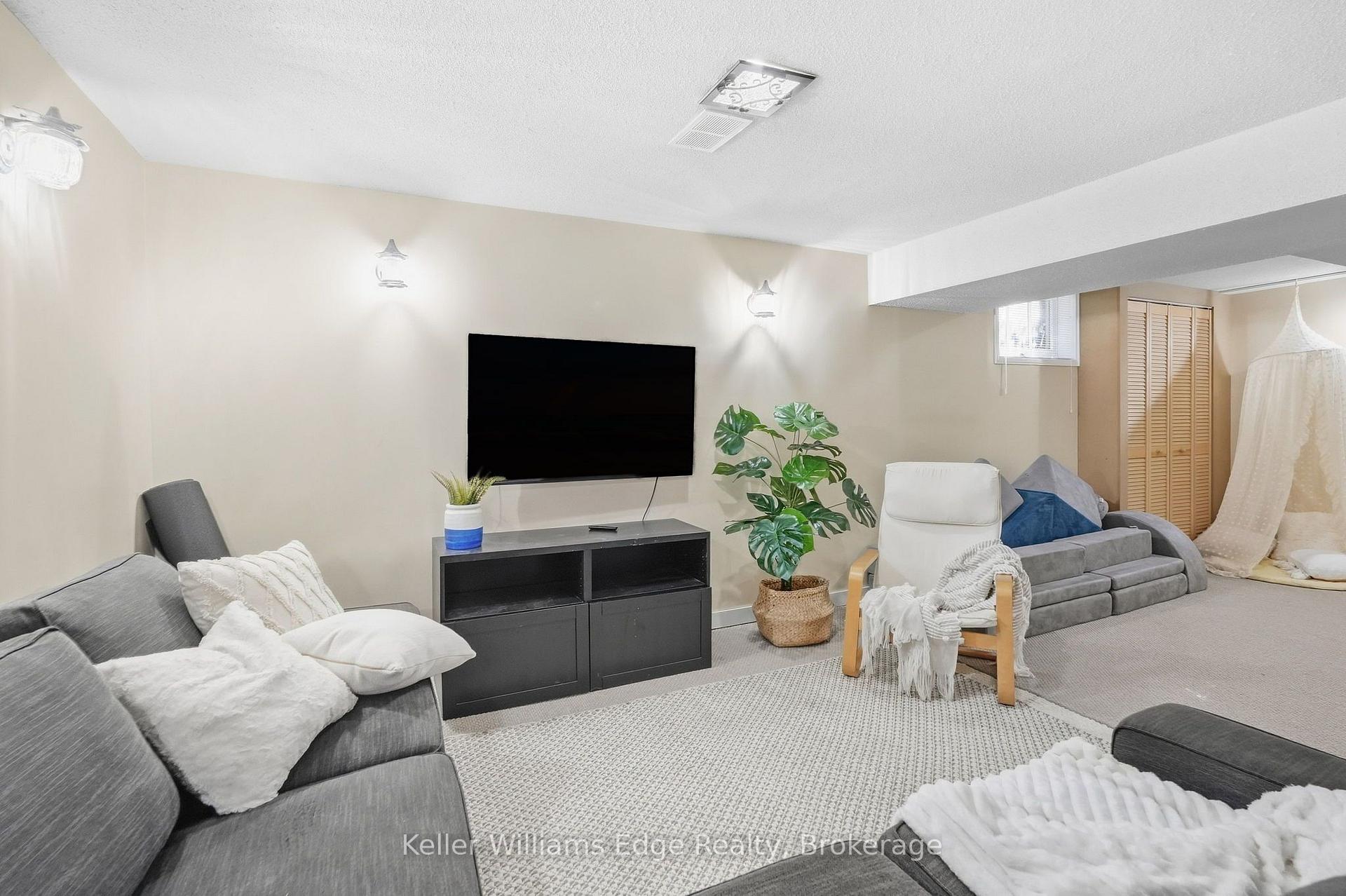 Photo 41 of 240 Bendamere Avenue, Hamilton, Buchanan — HOMEH