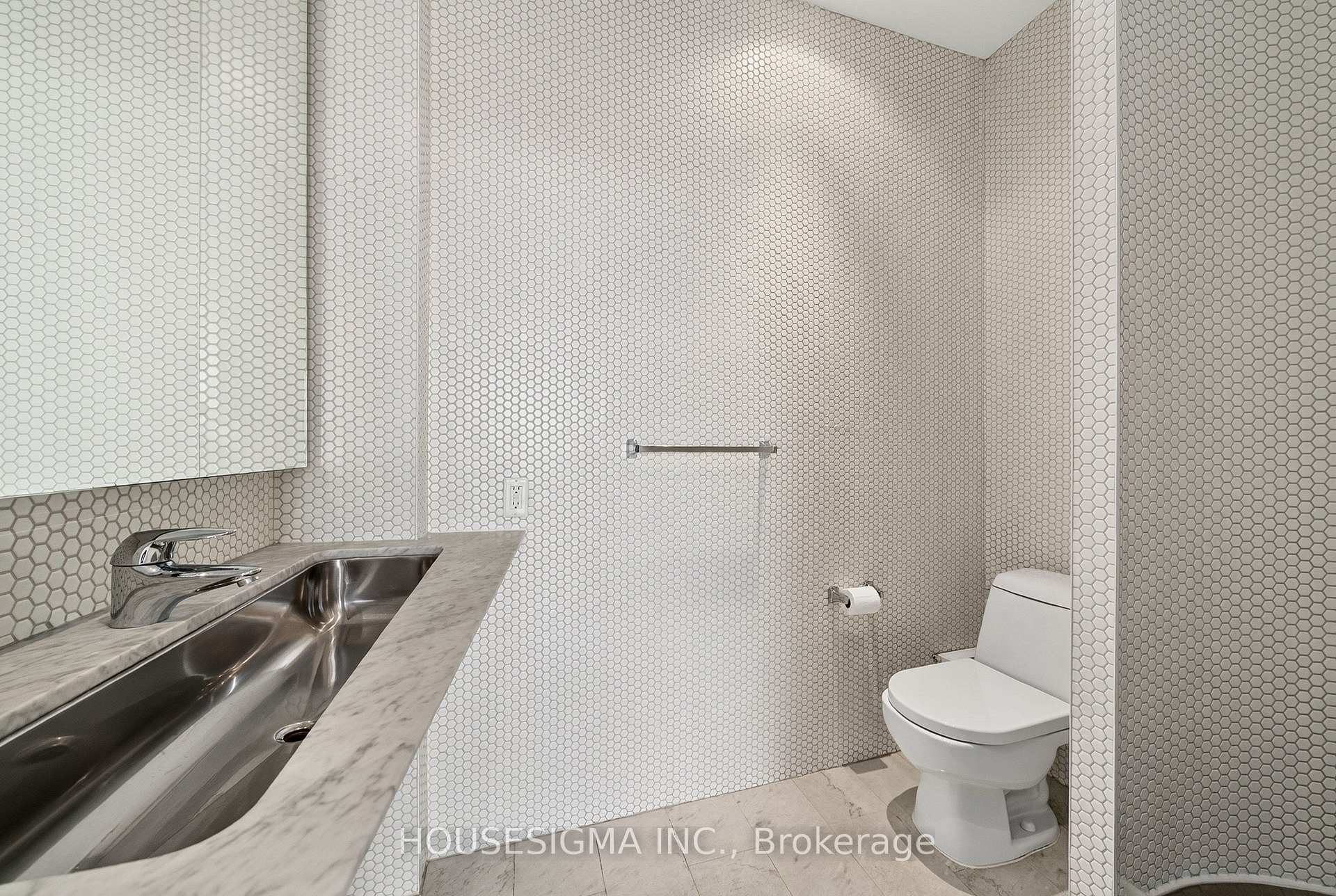 Photo 14 of Unit 804, 797 Don Mills Road, Toronto, Flemingdon Park — HOMEH