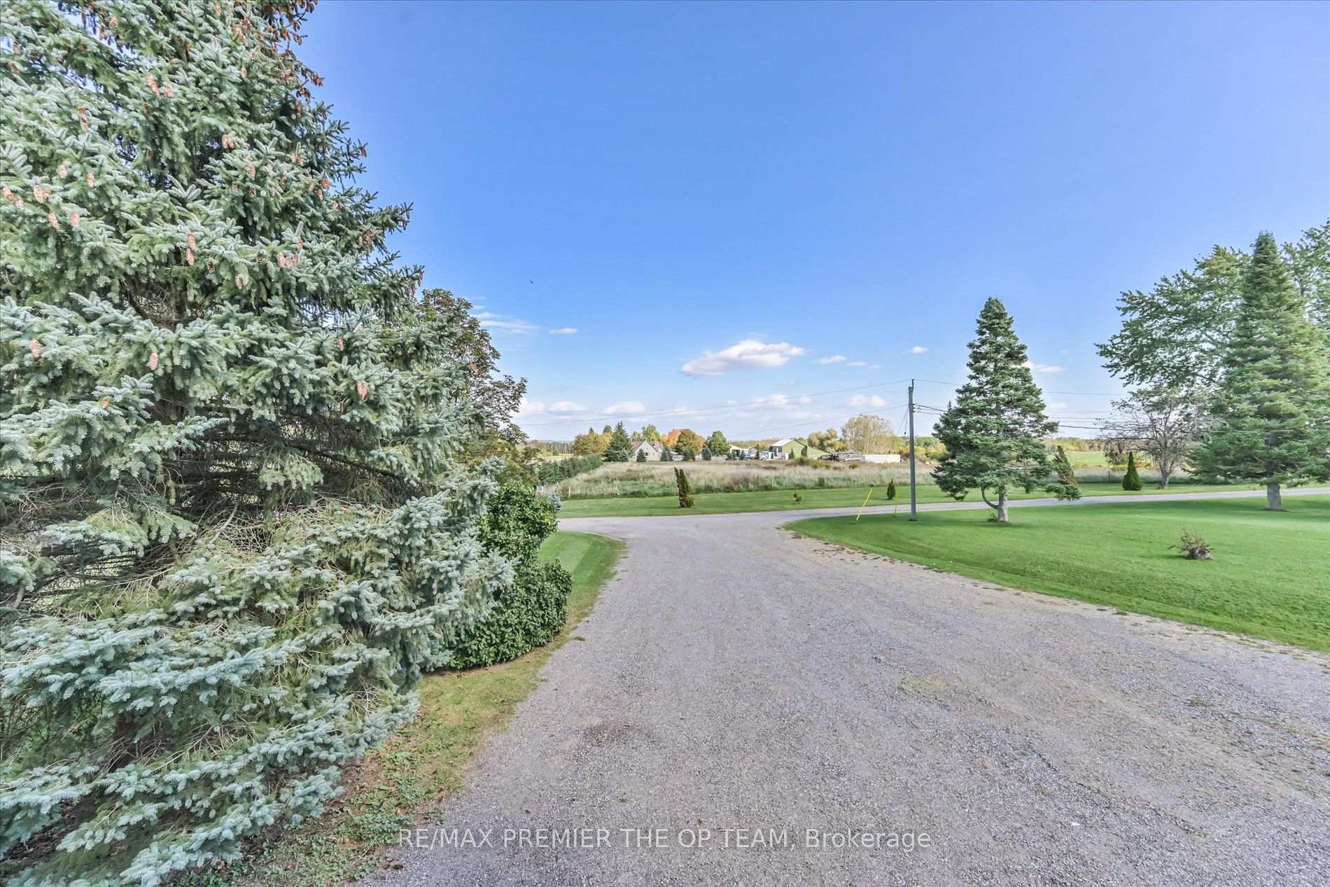 Photo 30 of 1881 Gilford Road, Innisfil, Rural Innisfil — HOMEH