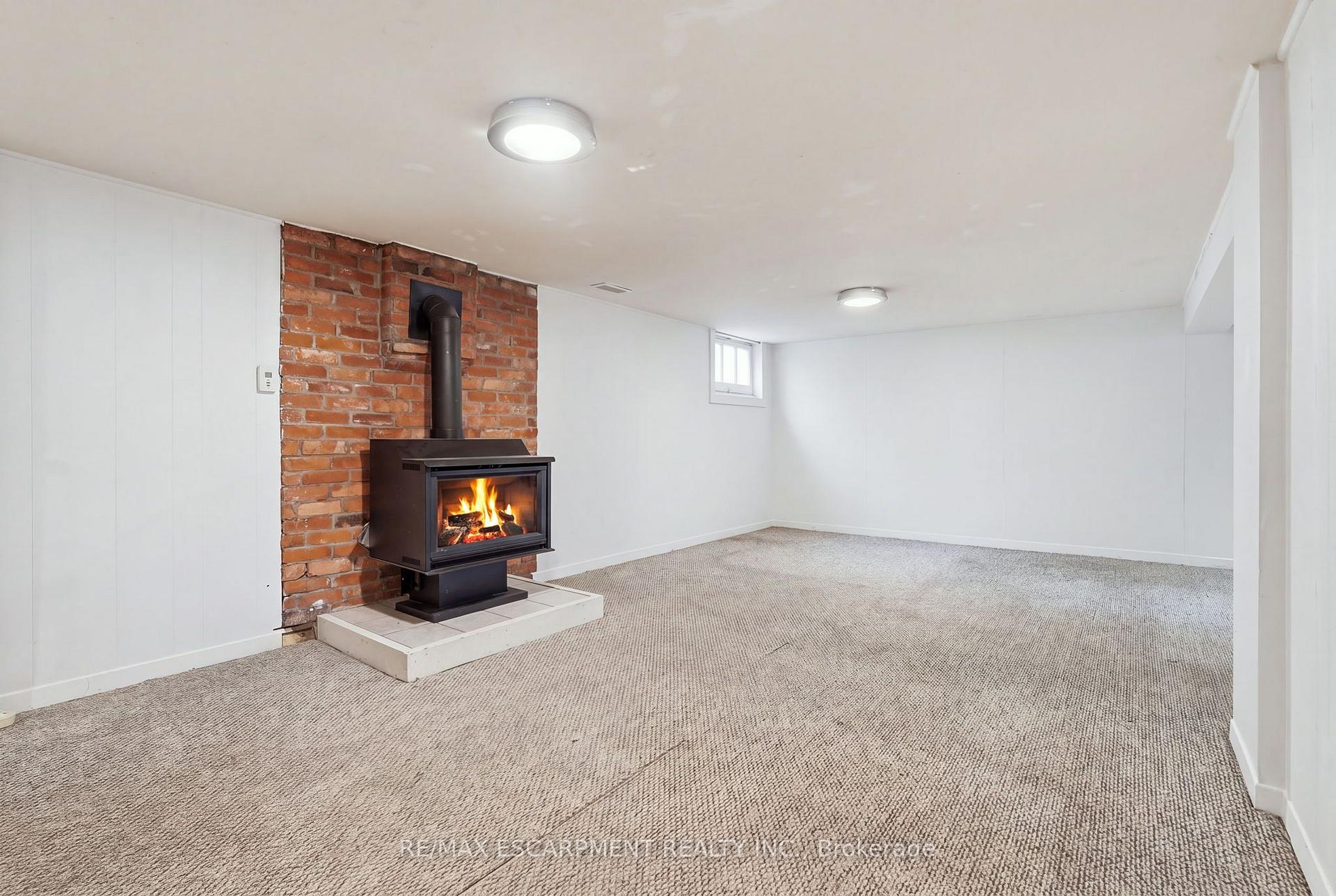 Photo 36 of 7 Sheldon Street, Hamilton, Dundas — HOMEH