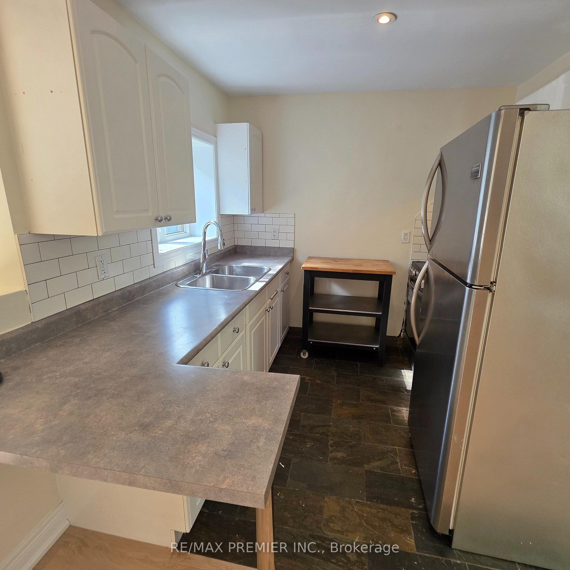 Photo 6 of Unit 103, 1487 King Upper Street W, Toronto, South Parkdale — HOMEH